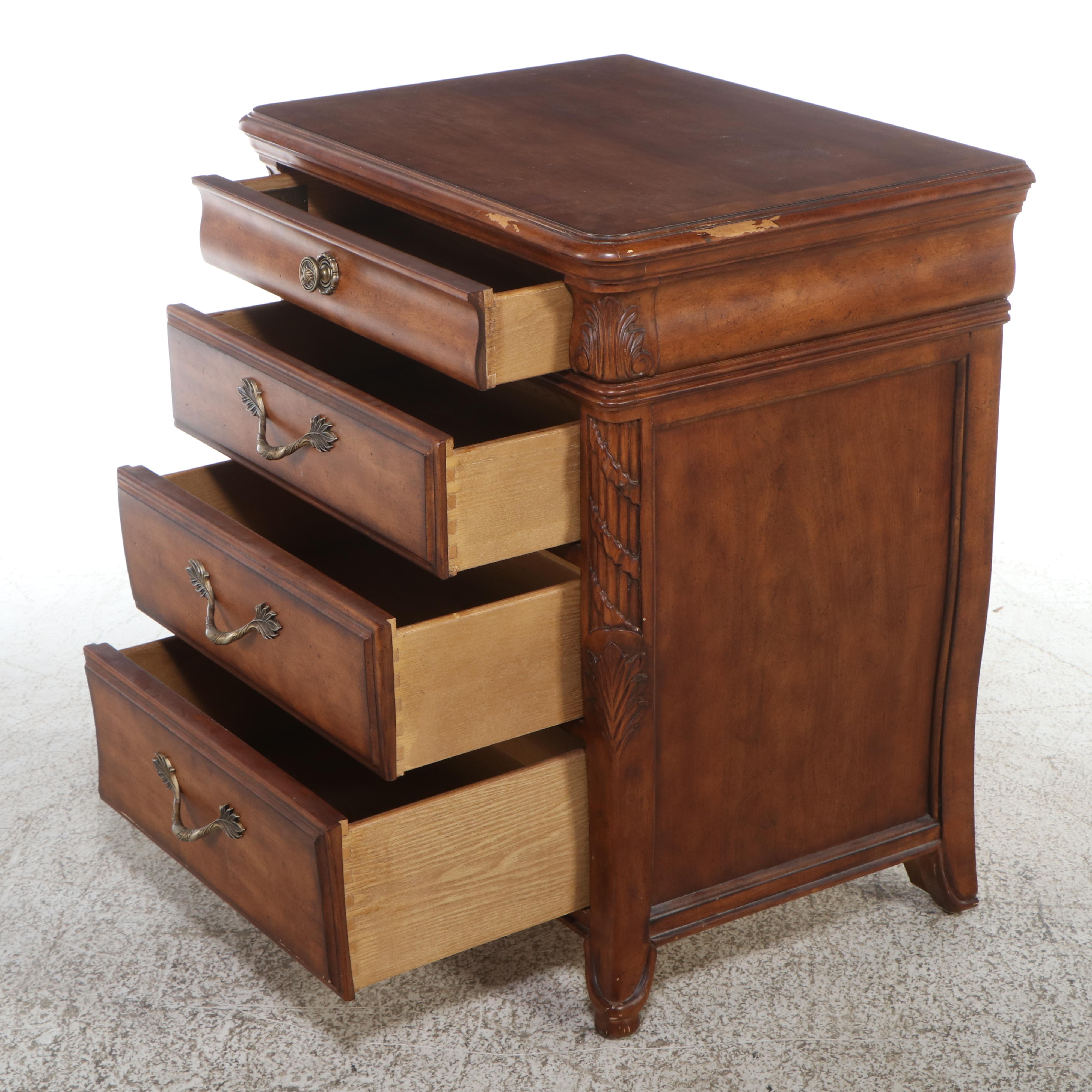 Pair of Drexel-Heritage Louis XV Style Nightstands