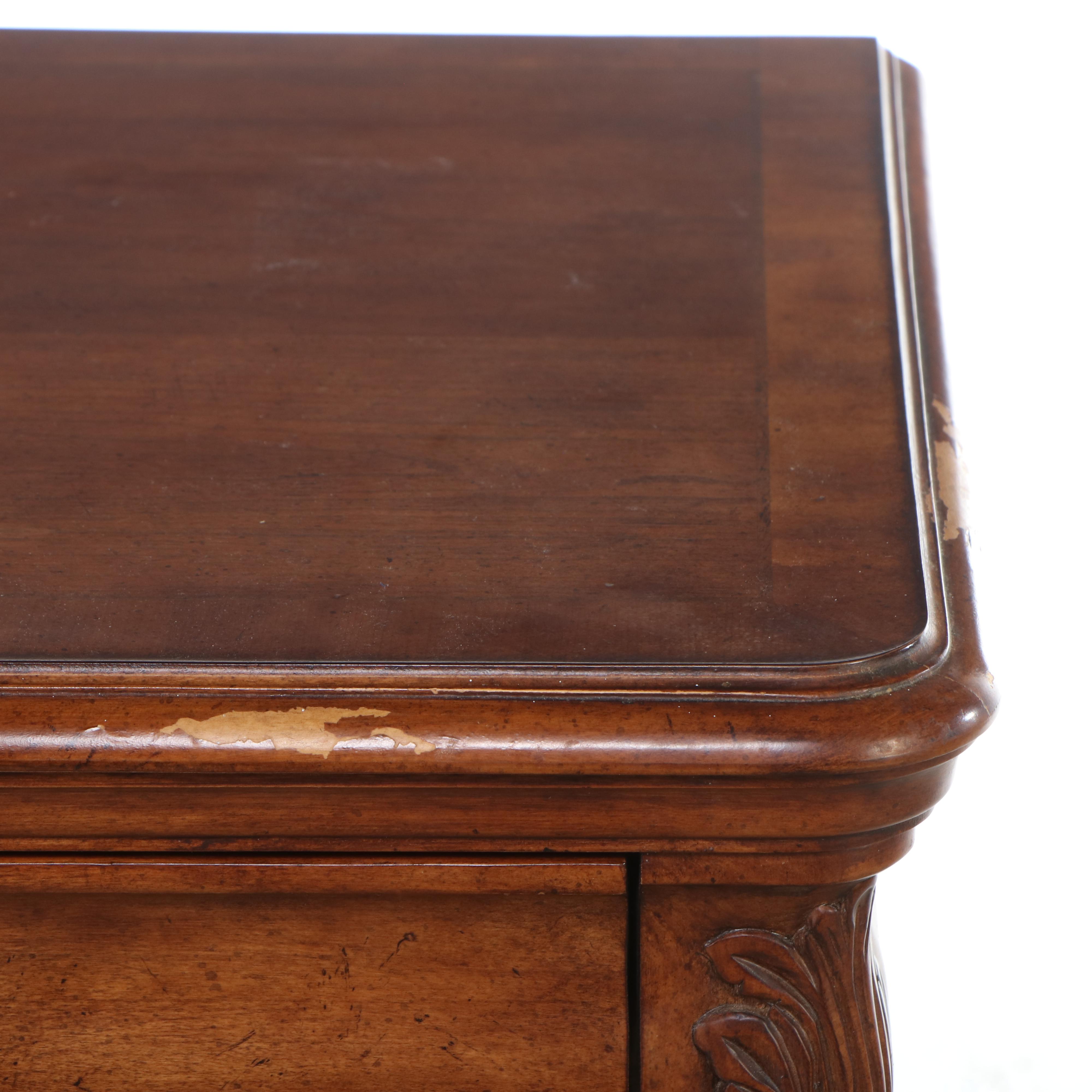 Pair of Drexel-Heritage Louis XV Style Nightstands