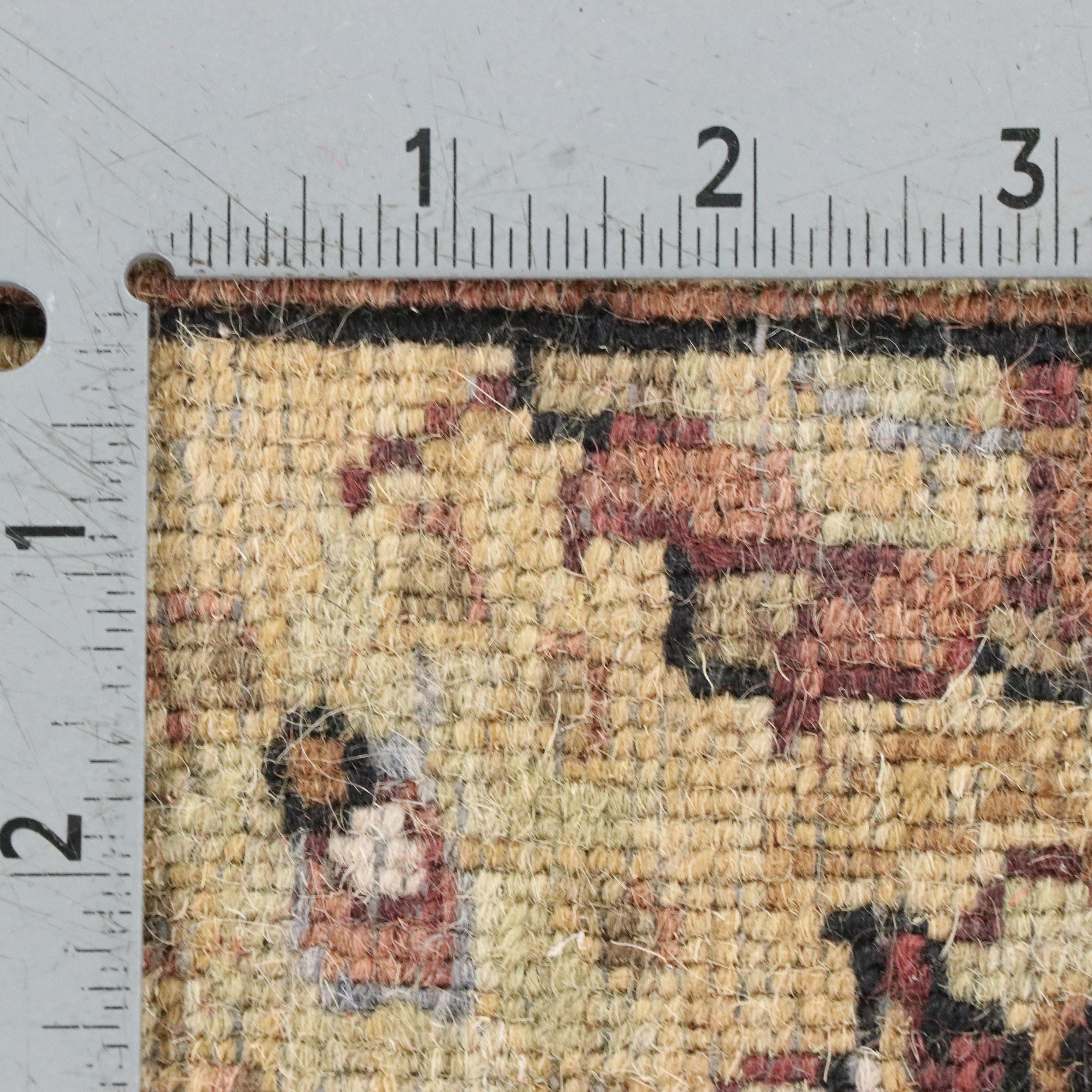 5'9 x 9'2 Hand-Knotted Indian Agra Area Rug