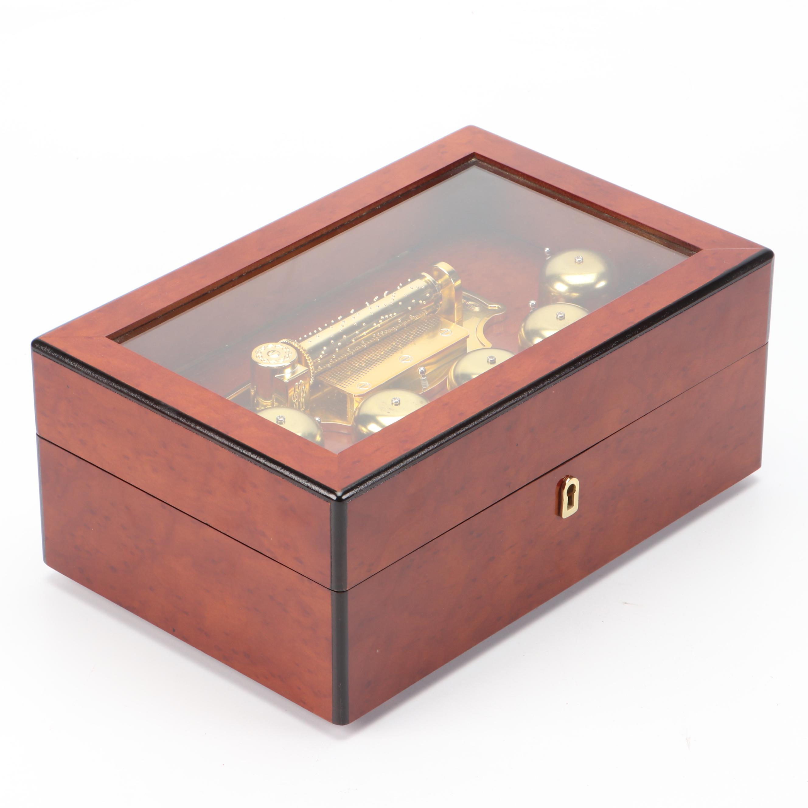 Mr. Christmas Gold Label Collection "Concertina" Electronic Music Box