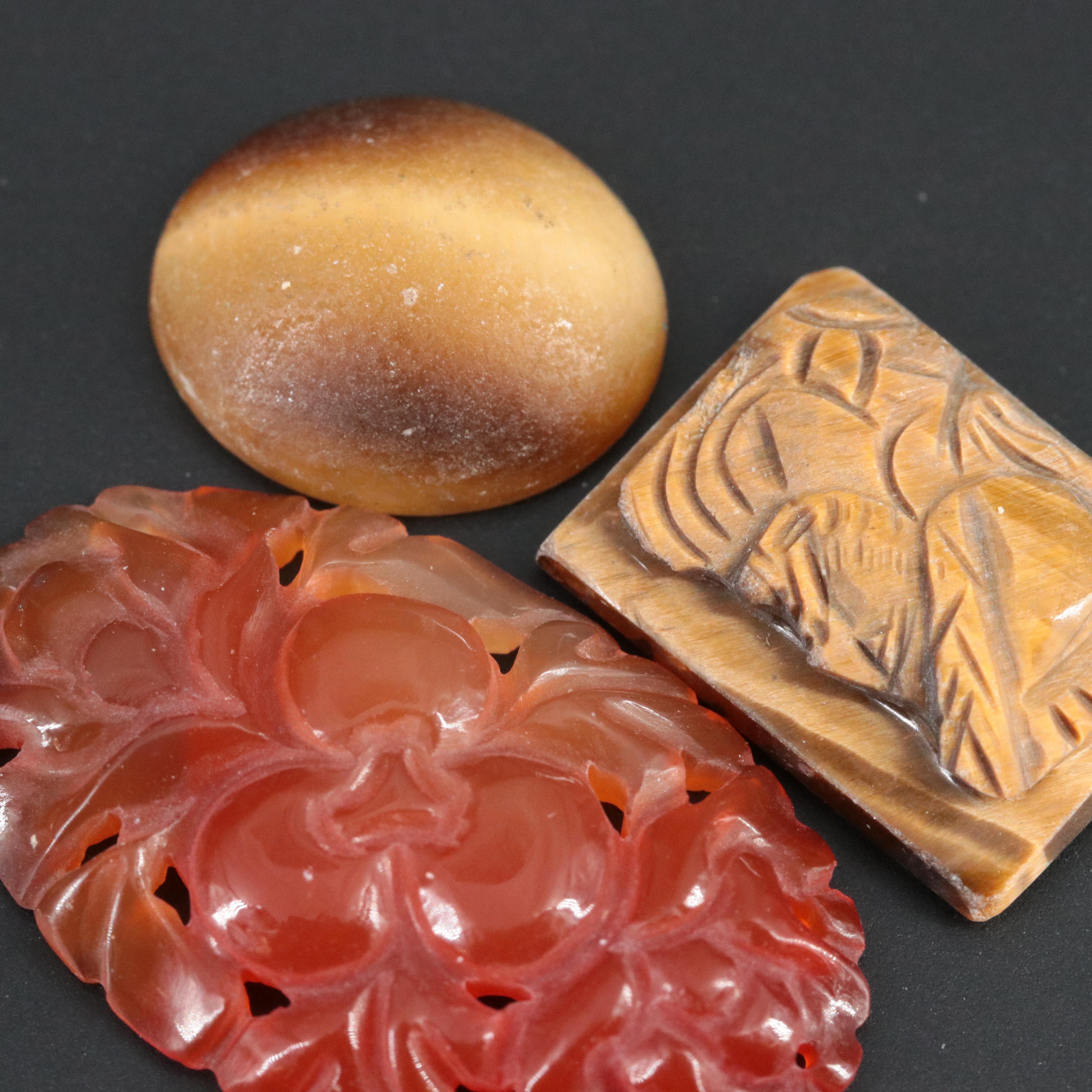 Loose Sapphire, Lab Grown Sapphire and  Tiger's Eye Lot