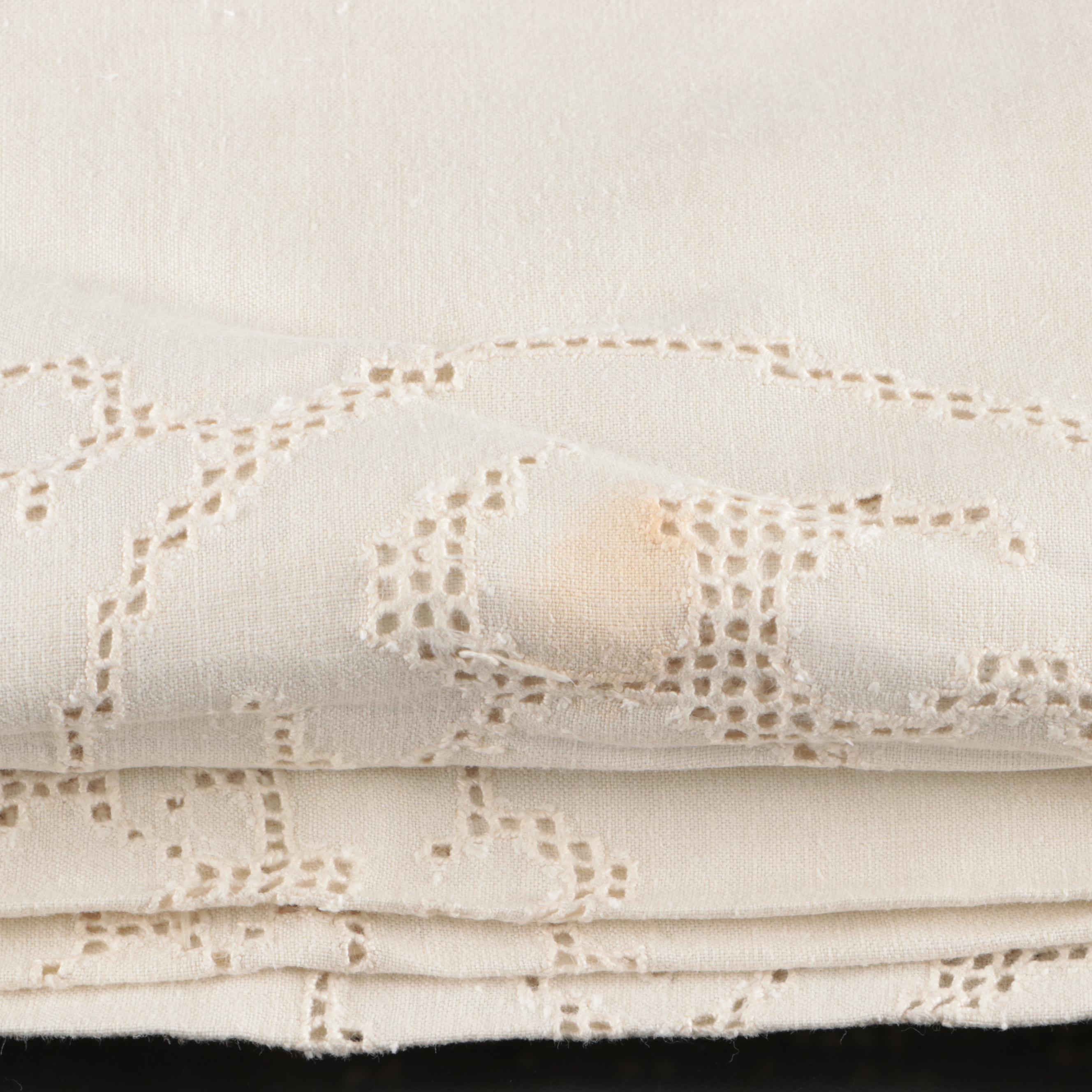 Monogrammed Tablecloth with Napkins and Other Table Linens