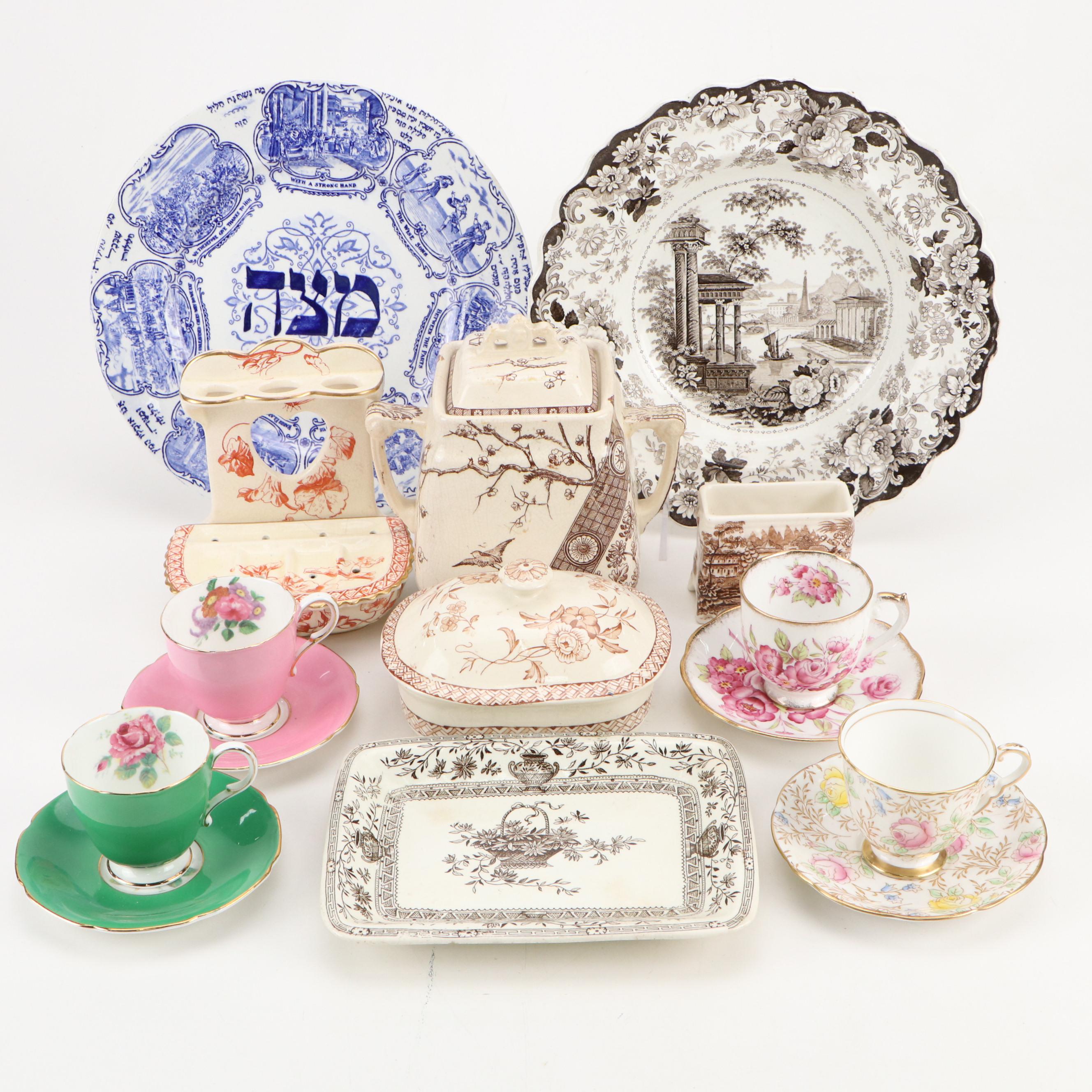 Powell, Bishop & Stonier with "Corinthian" Plate and Other Décor