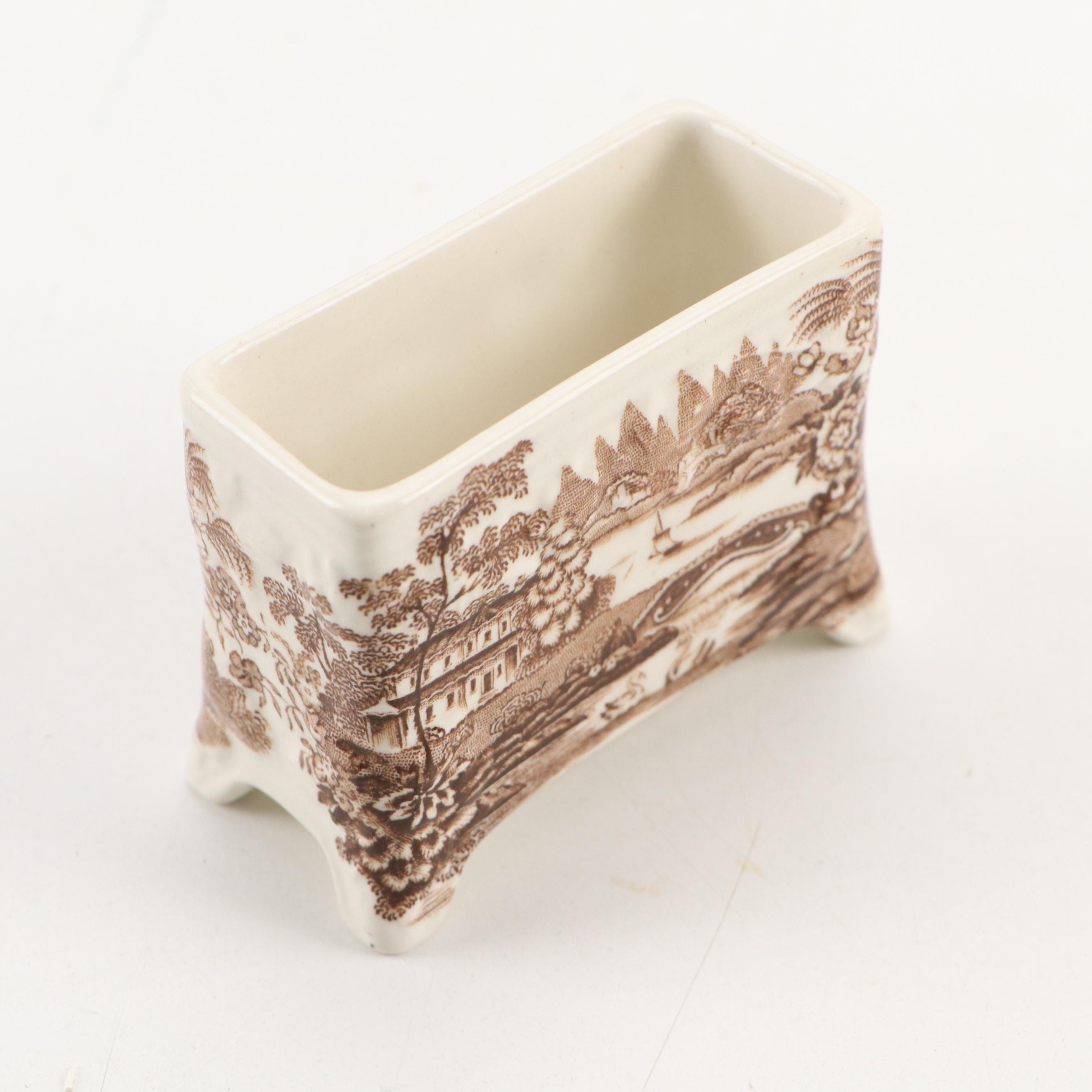 Powell, Bishop & Stonier with "Corinthian" Plate and Other Décor