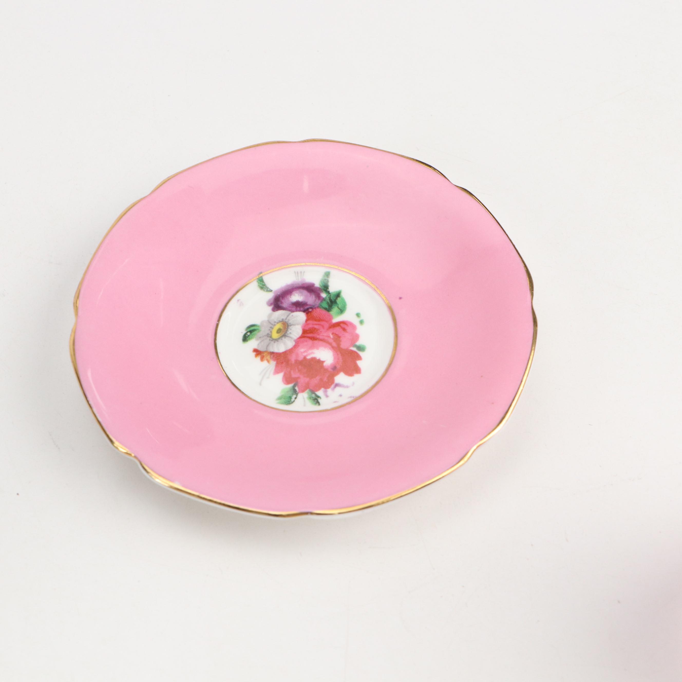 Powell, Bishop & Stonier with "Corinthian" Plate and Other Décor