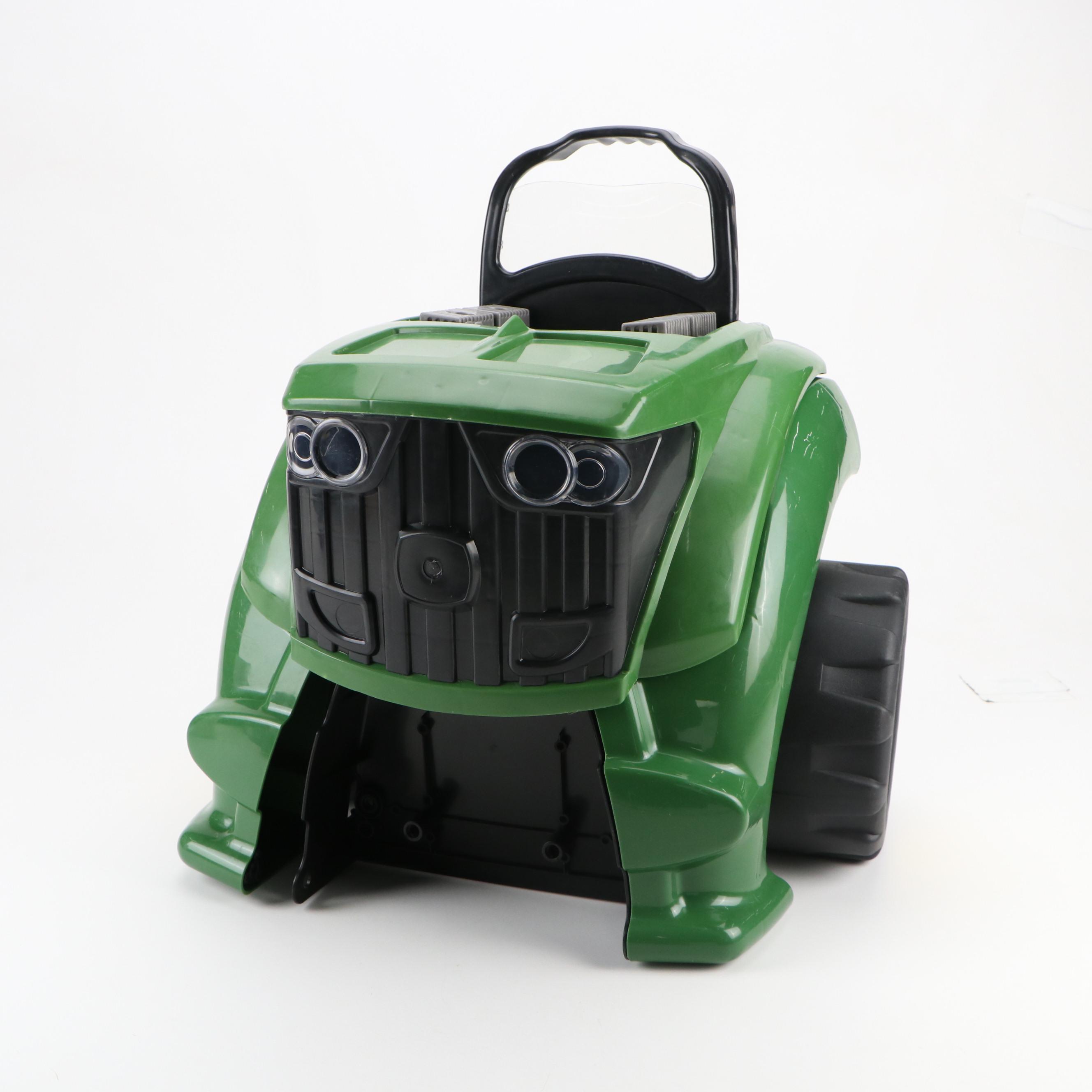 Klein John Deere Toy Tractor Engine