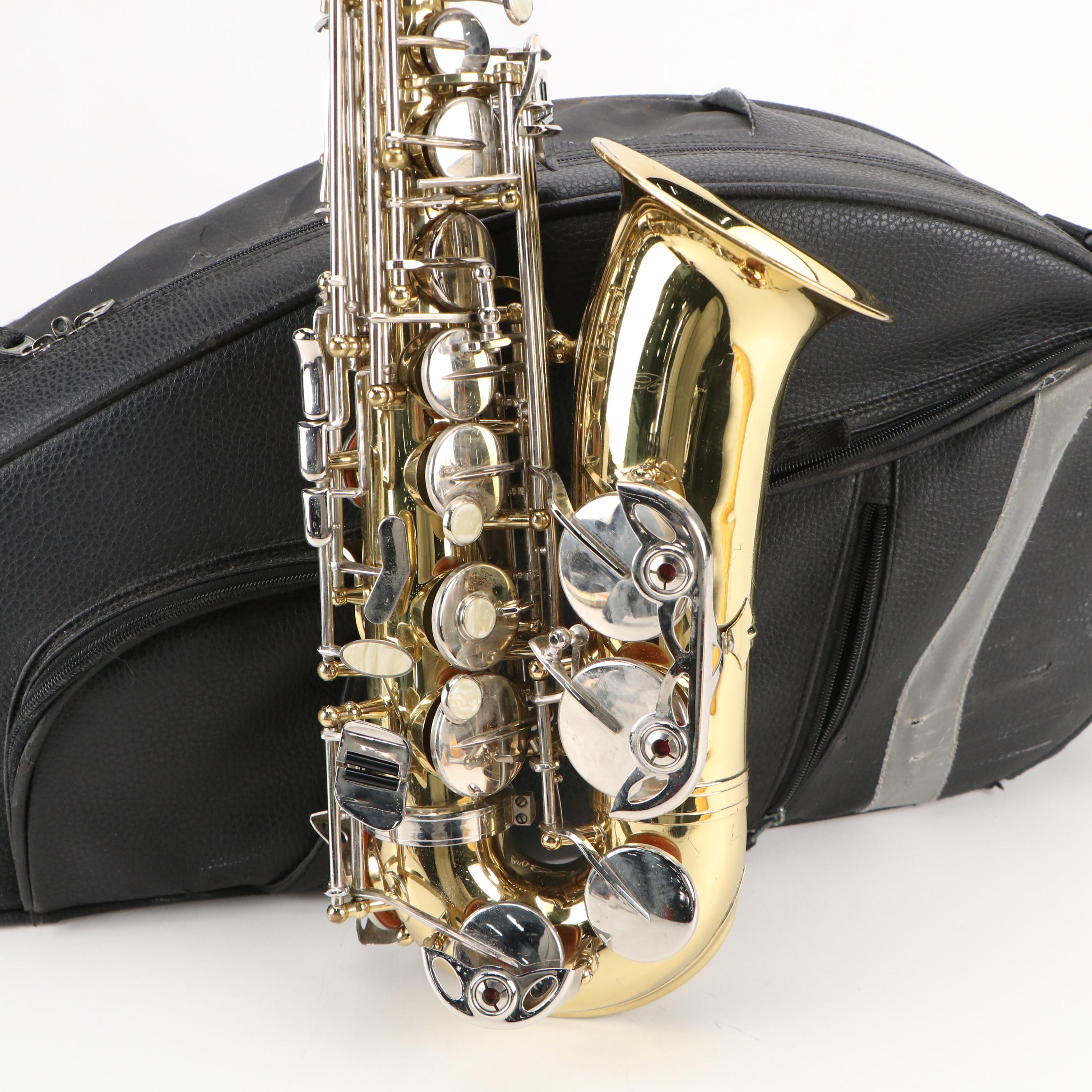 Borg Lacquered Brass and Nickle Alto Saxophone with Padded Vinyl Travel Case