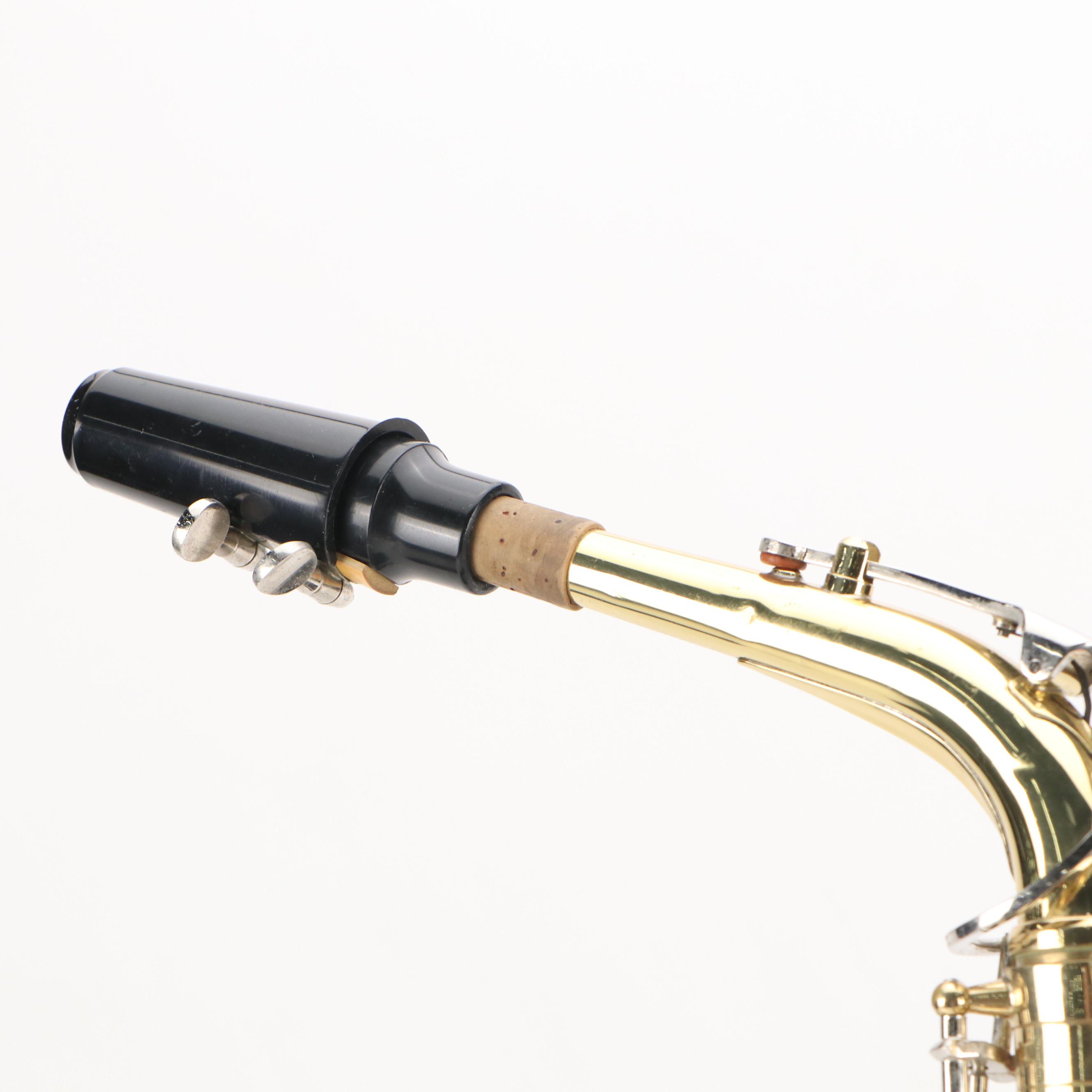 Borg Lacquered Brass and Nickle Alto Saxophone with Padded Vinyl Travel Case