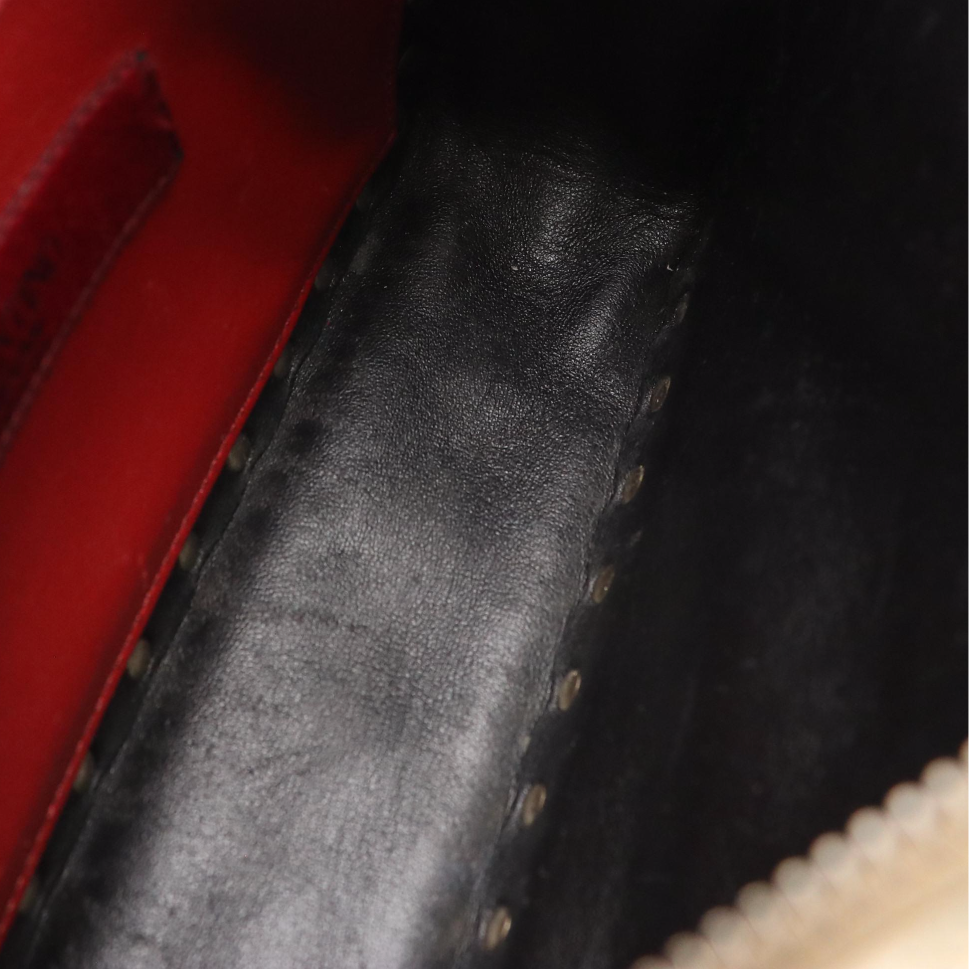 Valentino Garavani Diamond Quilted Rockstud Crossbody Bag in Metallic Leather