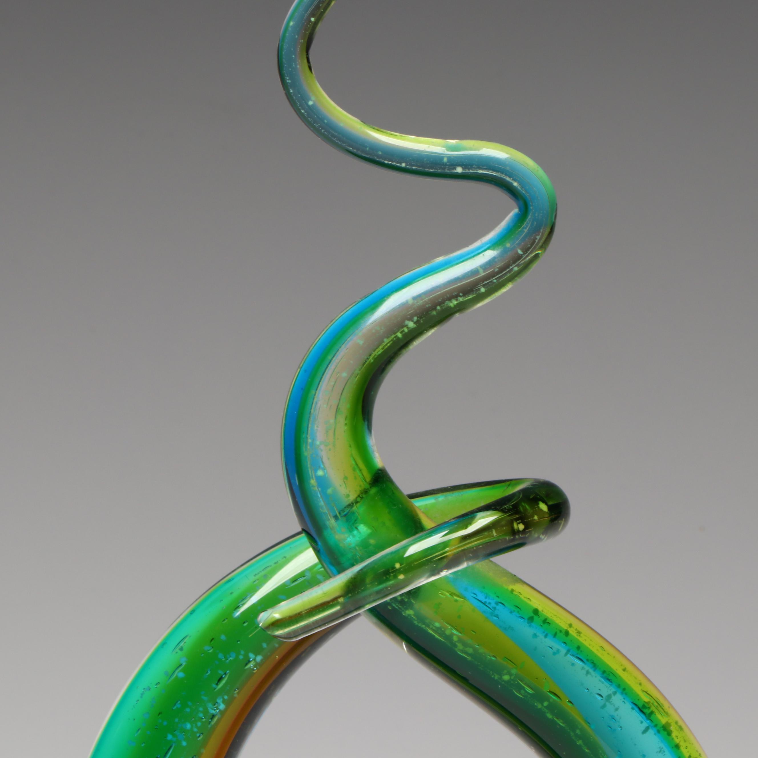 GCA Art Glass Murano Style Love Knot Glass Sculpture on Clear Glass Base