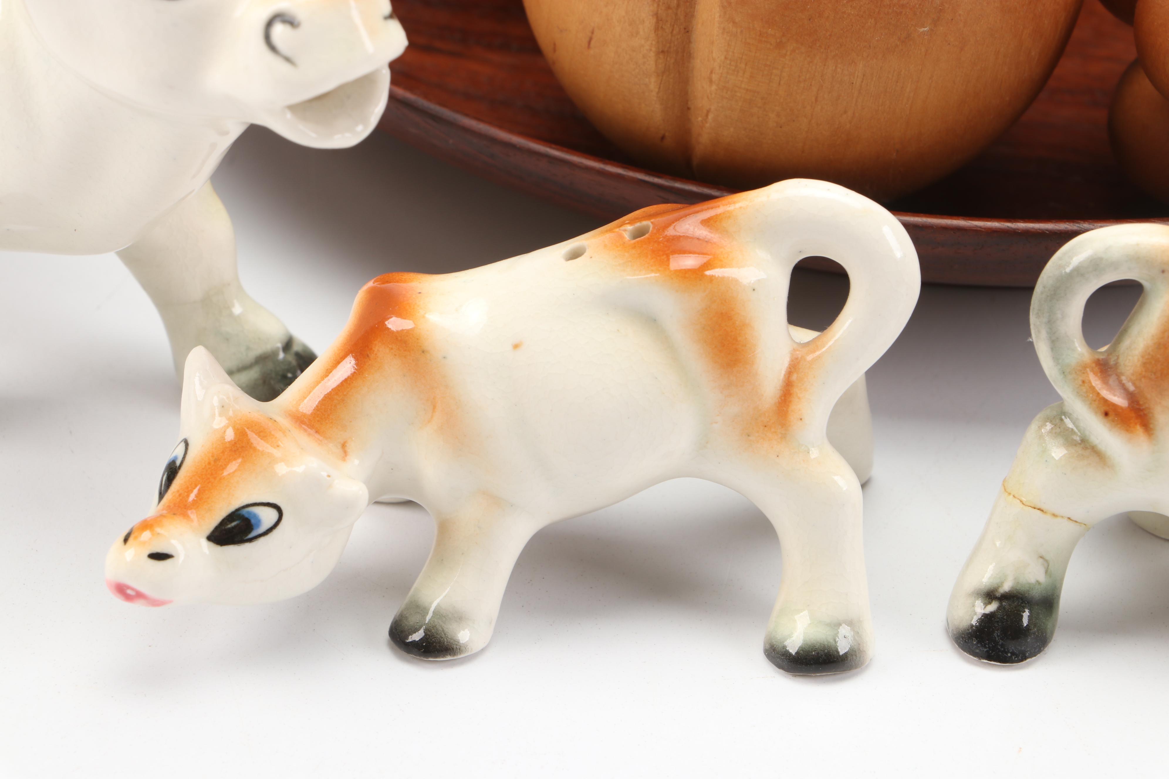 Treenware Apple Box with Other Wooden Fruit and Décor