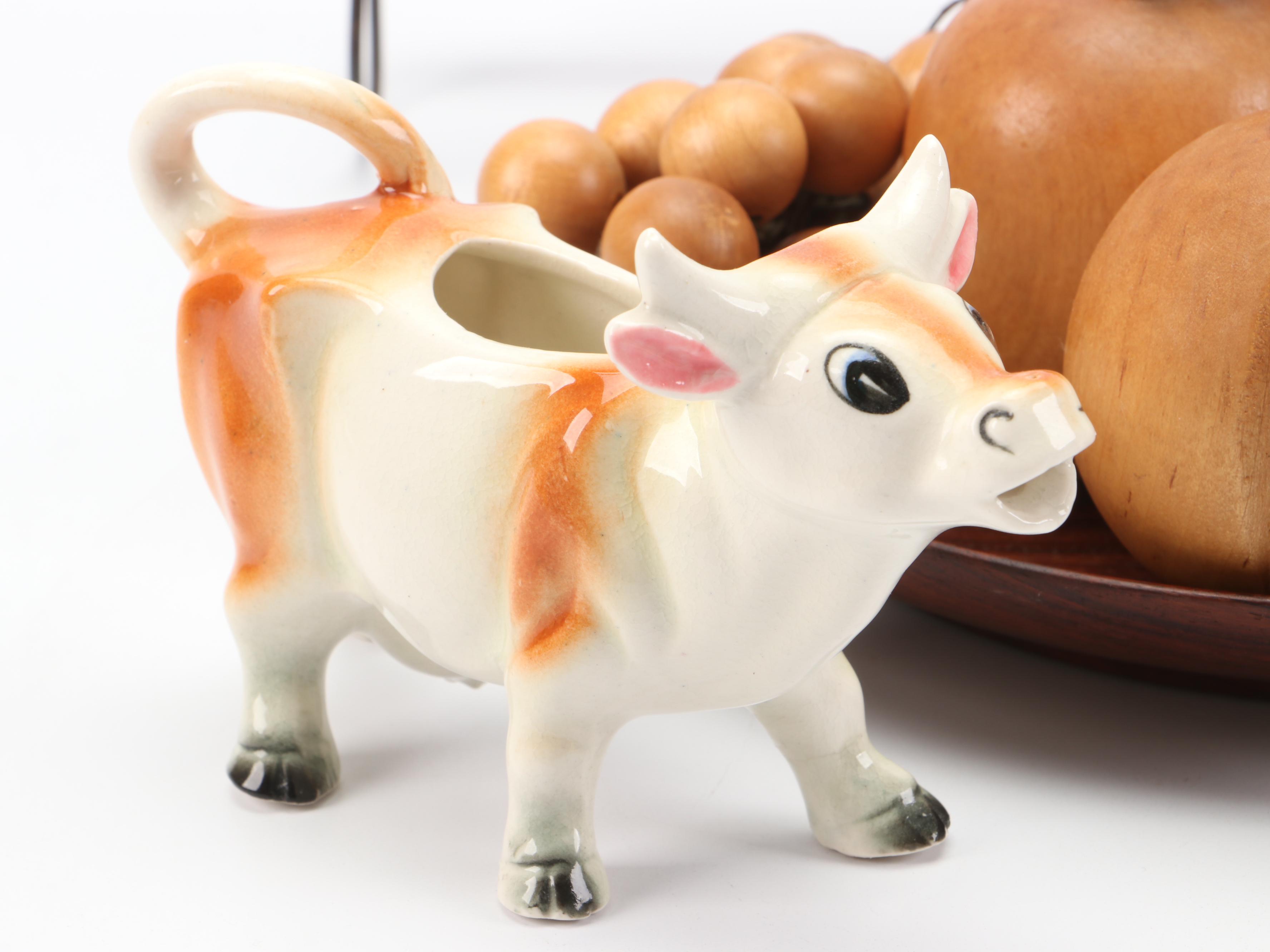 Treenware Apple Box with Other Wooden Fruit and Décor