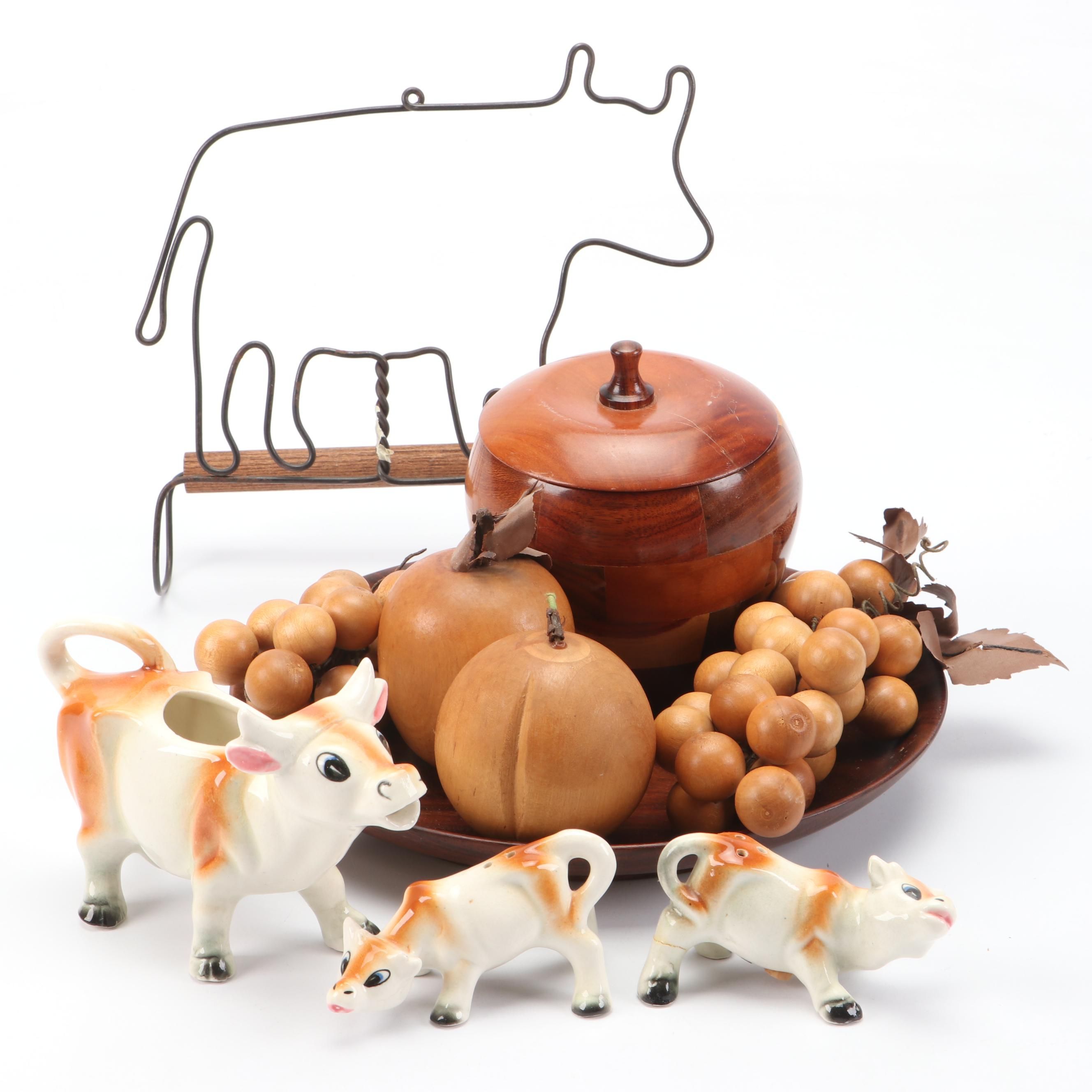 Treenware Apple Box with Other Wooden Fruit and Décor