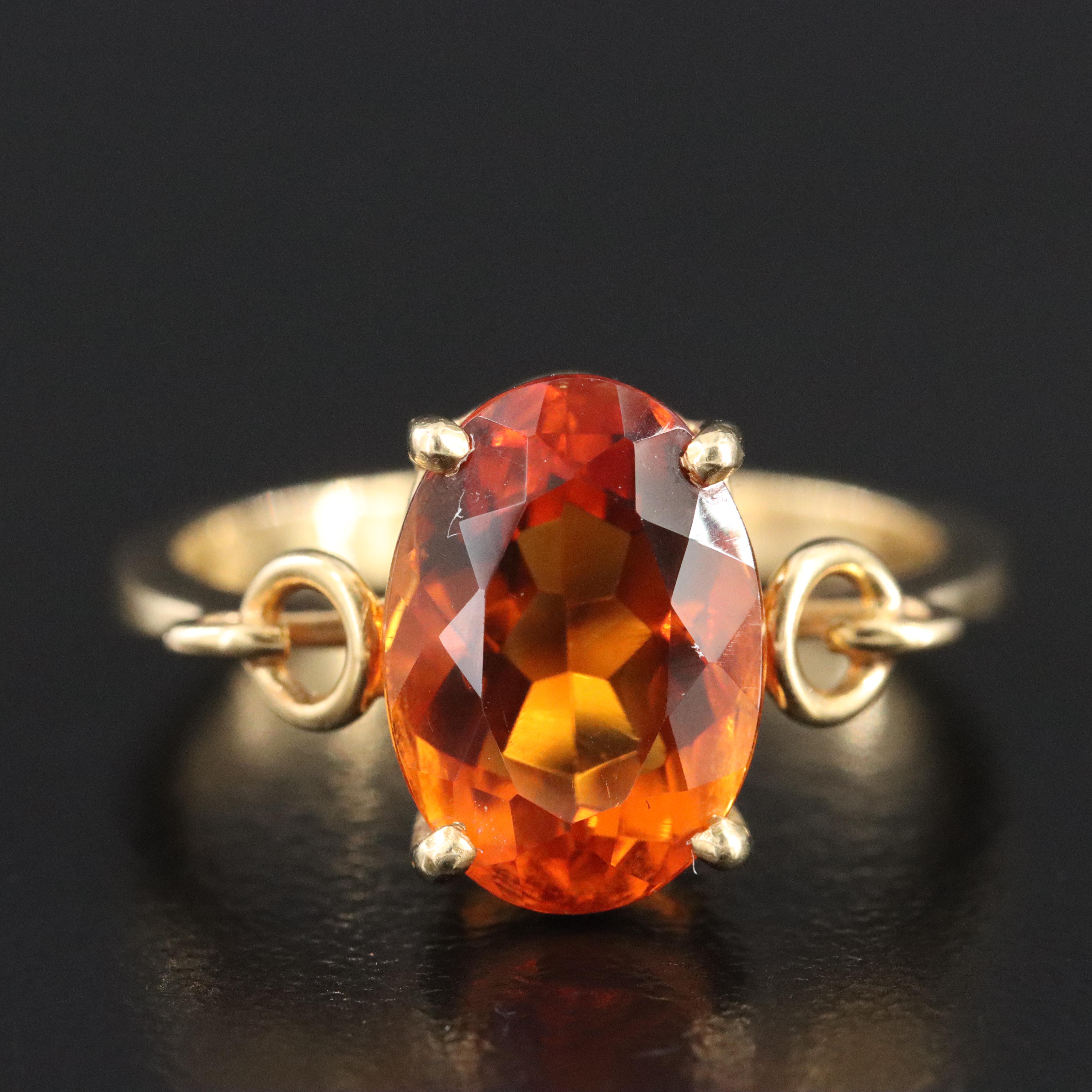 18K Citrine Solitaire Ring