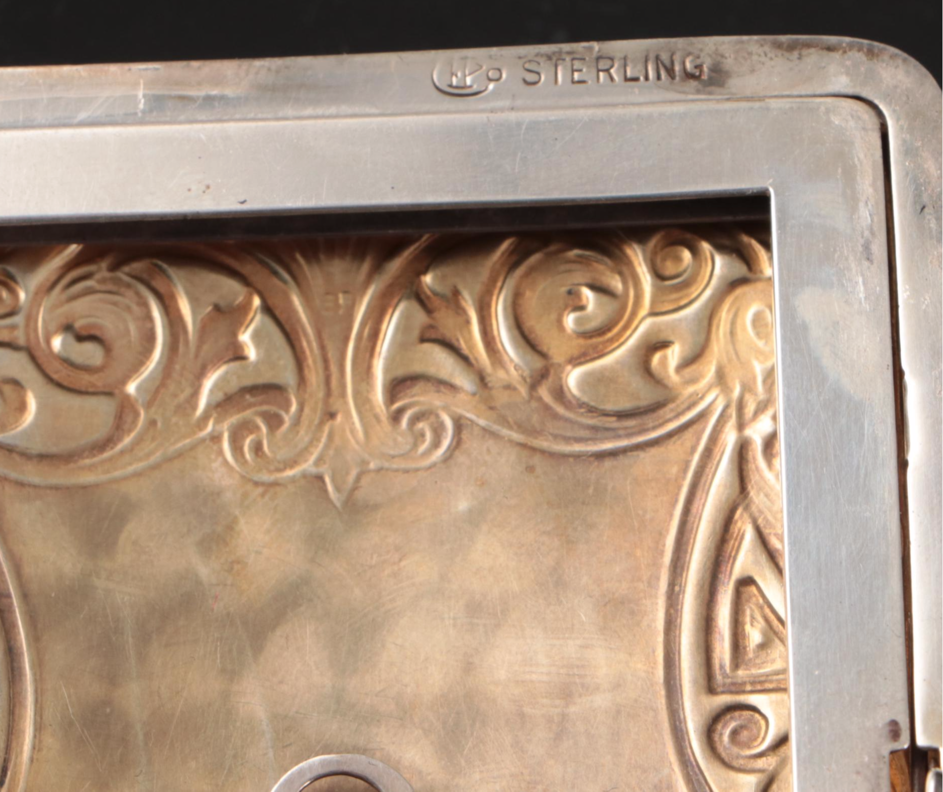 Late Victorian Style Sterling Silver Repoussé Combination Compact Purse