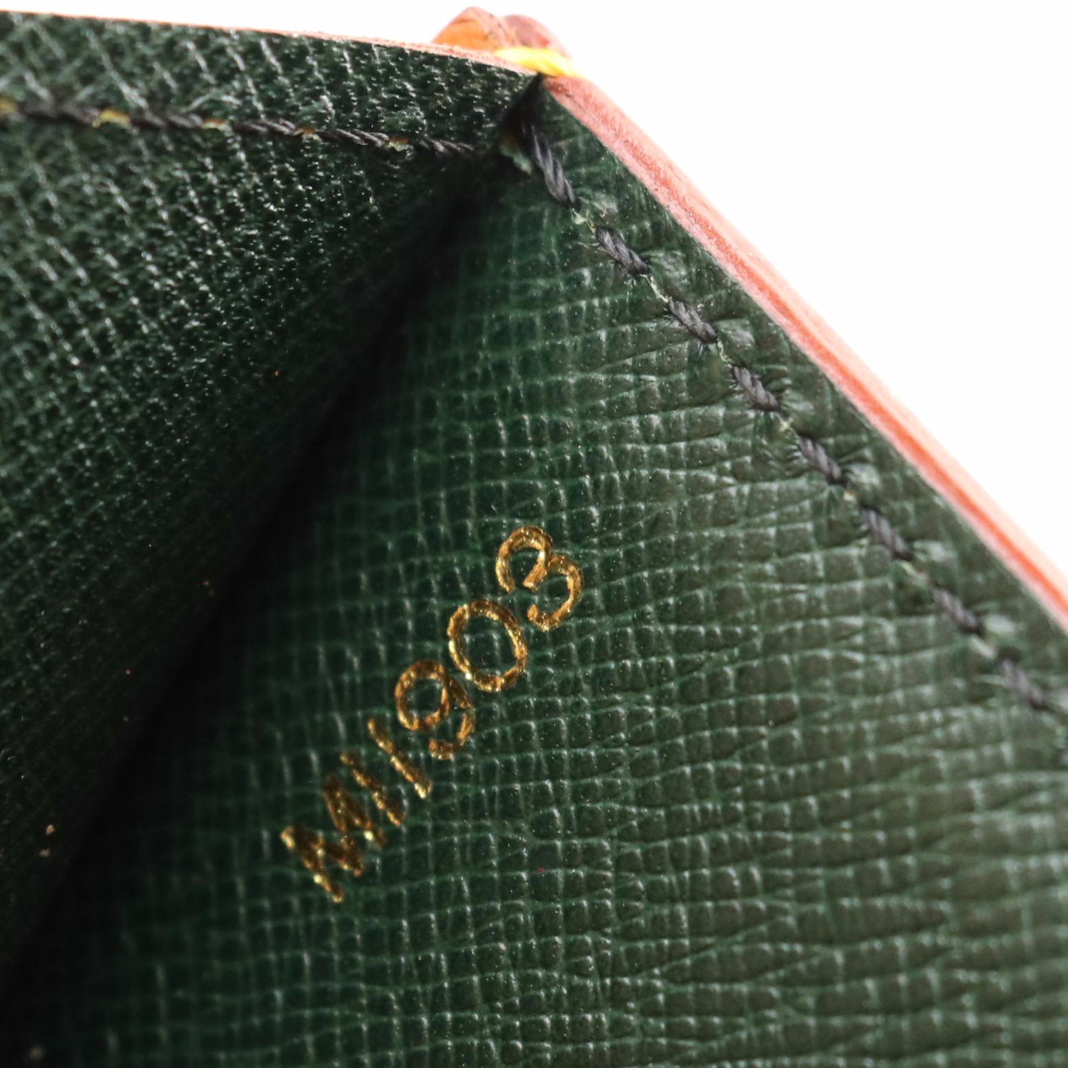 Louis Vuitton Serviette Conseiller in Cipango Gold Epi/Smooth Leather