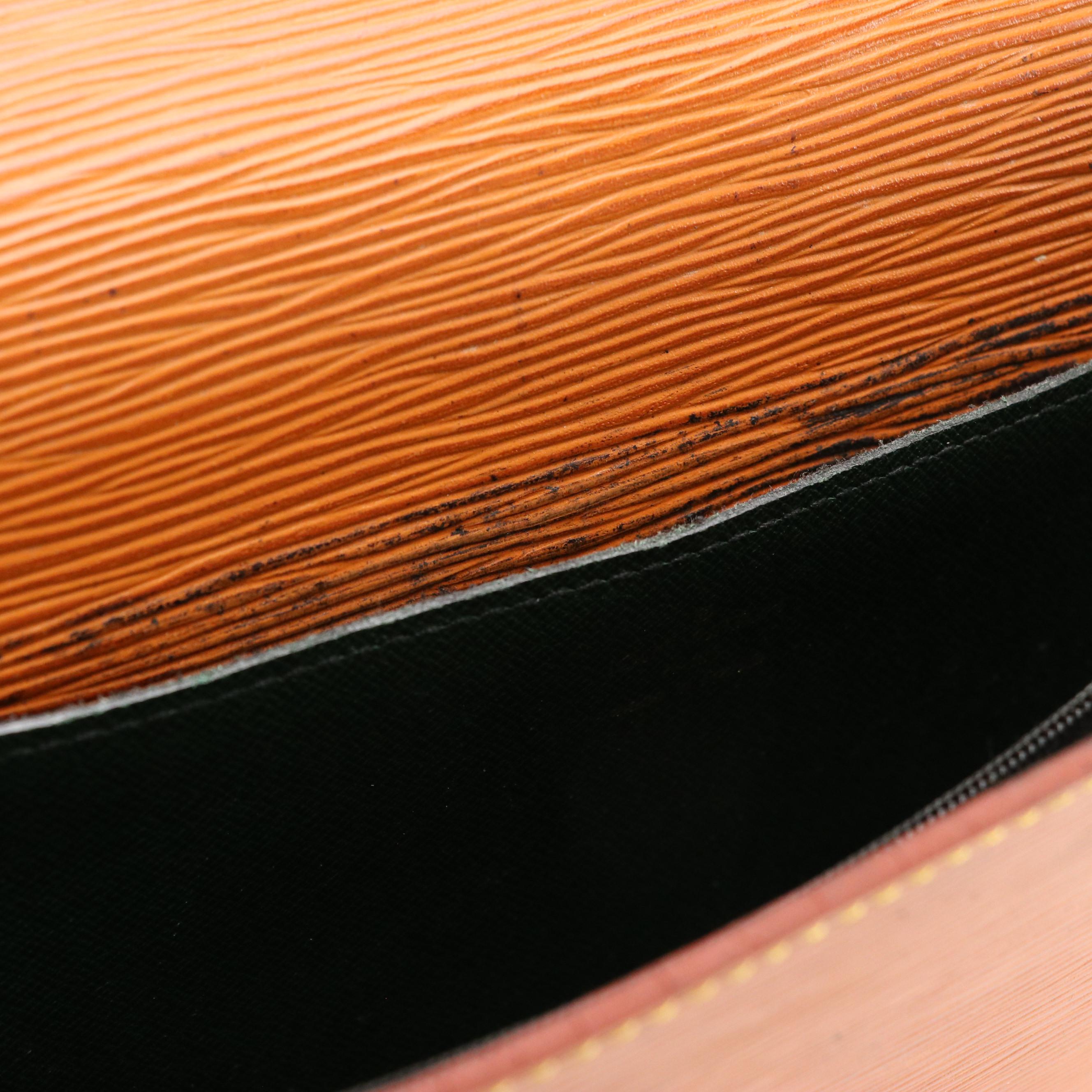 Louis Vuitton Serviette Conseiller in Cipango Gold Epi/Smooth Leather