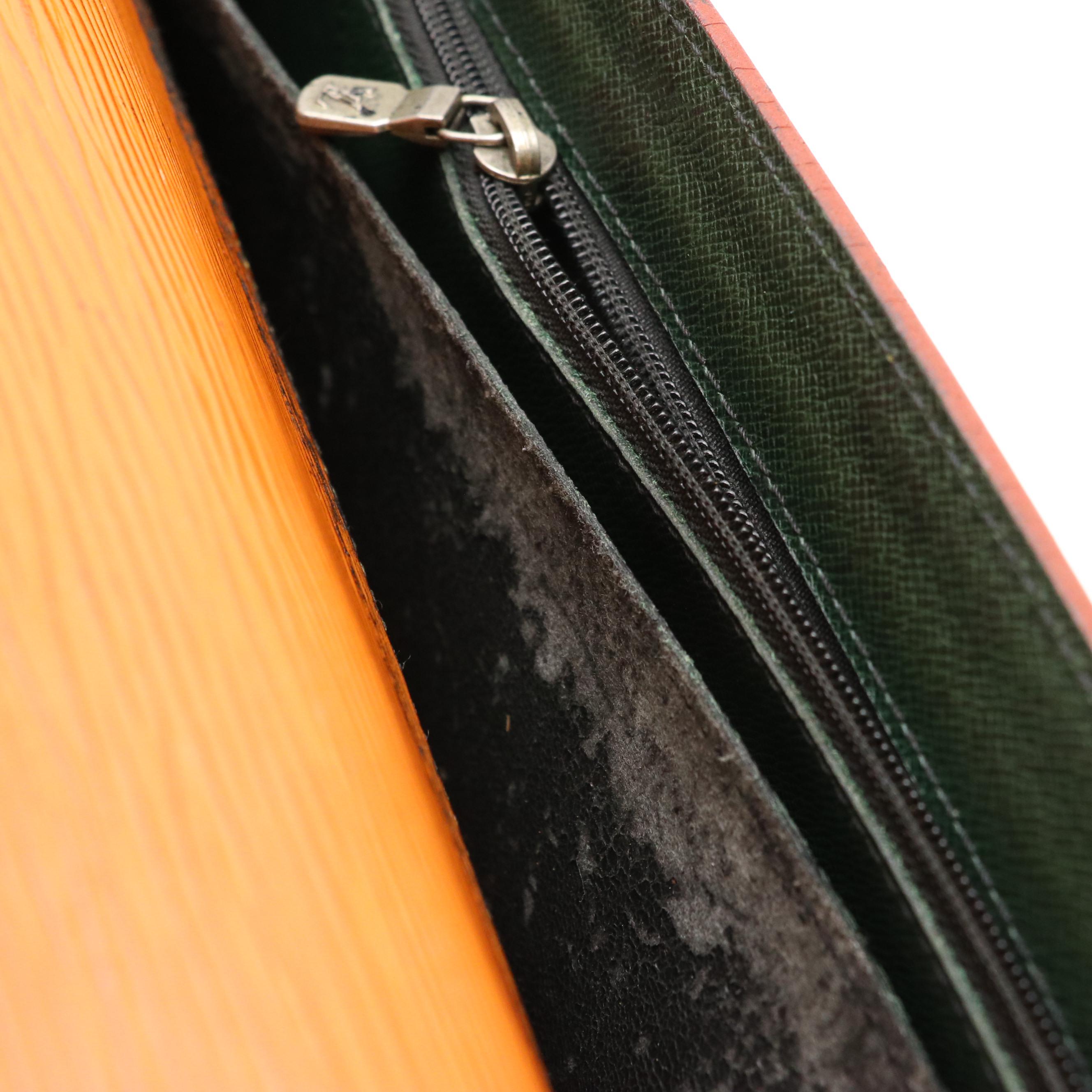 Louis Vuitton Serviette Conseiller in Cipango Gold Epi/Smooth Leather