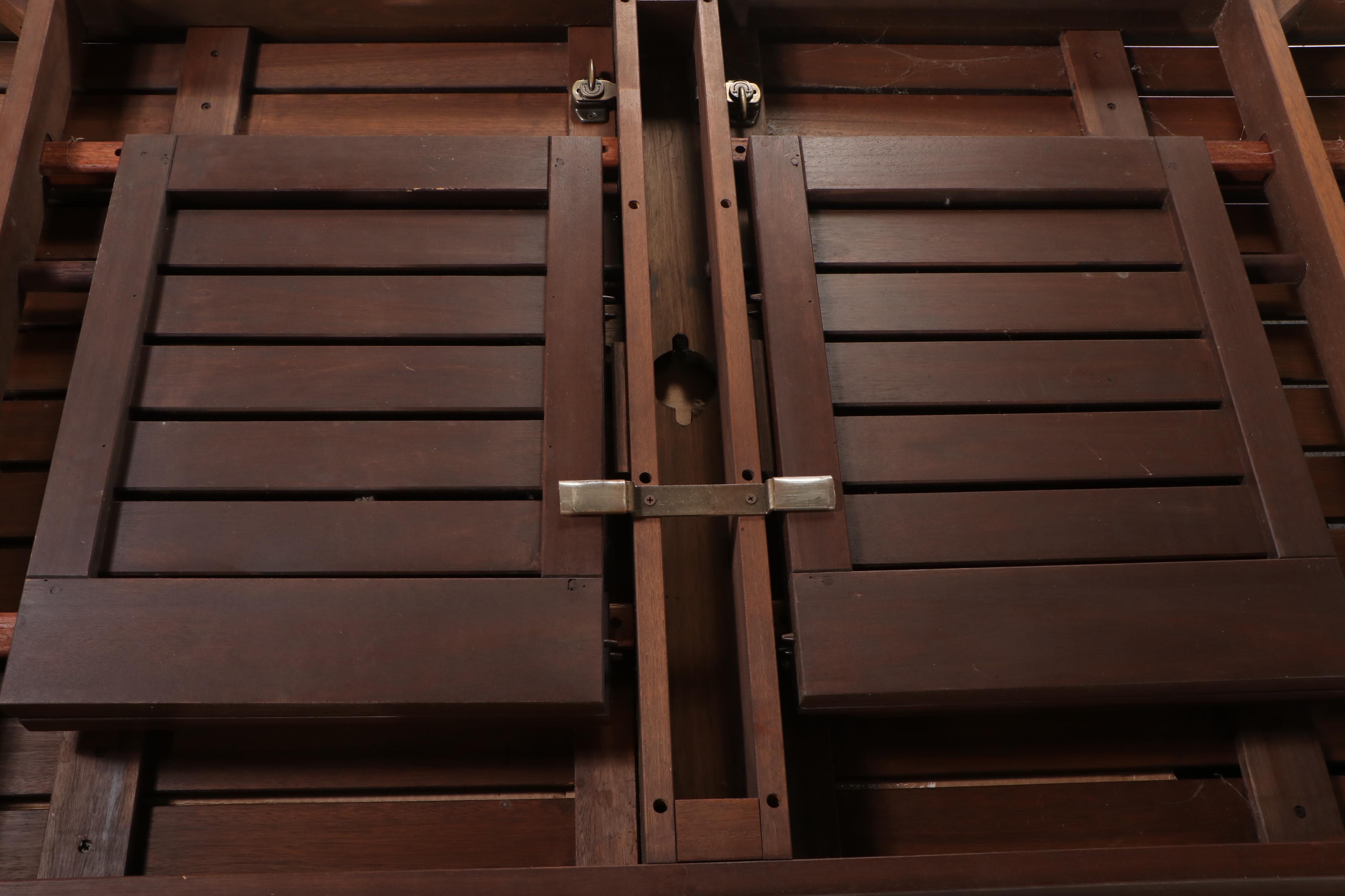 Pottery Barn Contemporary Wood Patio Dining Set