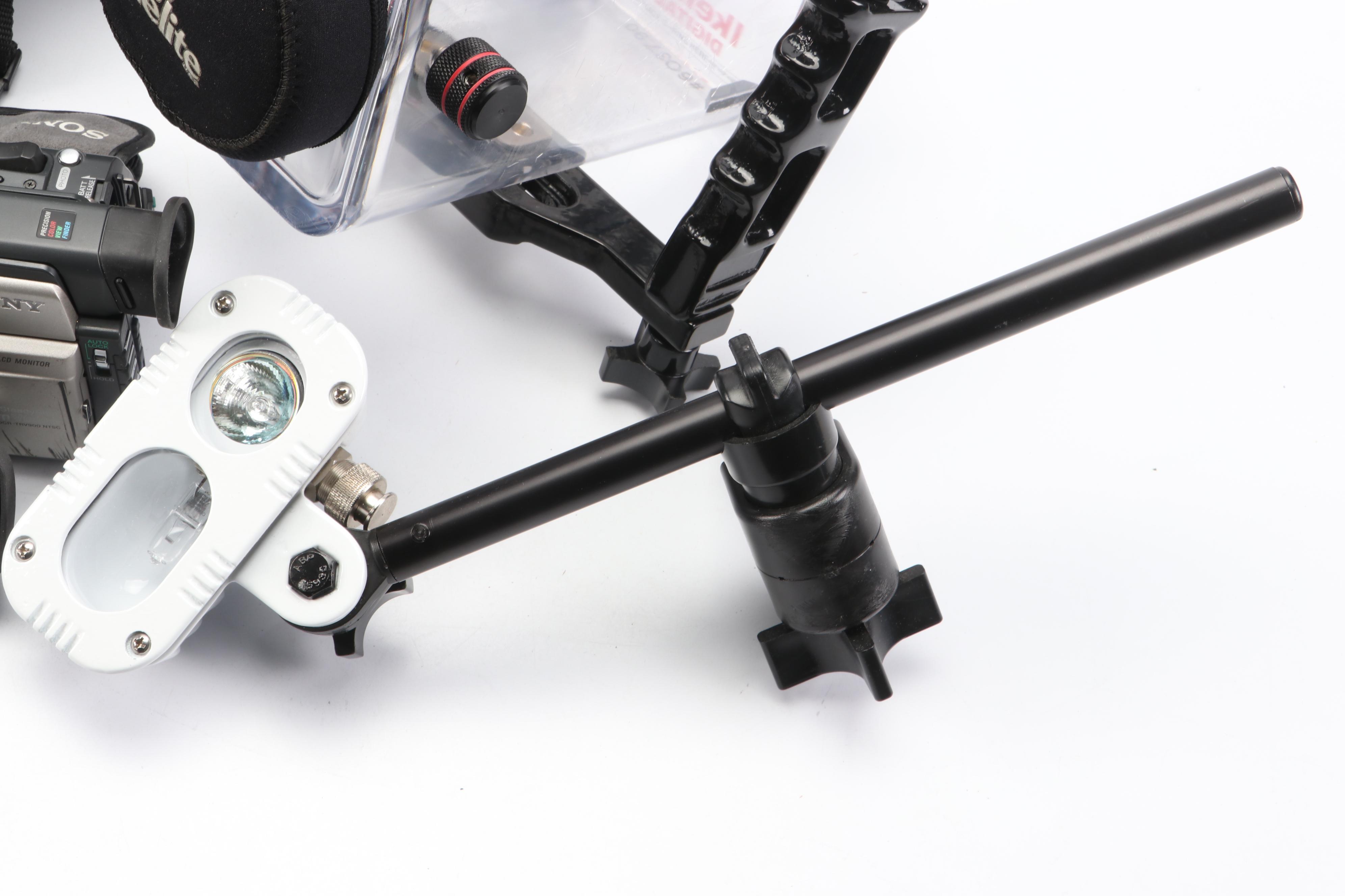 Sony DCR-TRV900 Digital Video Camera Recorder with Accessories and Camera Bag