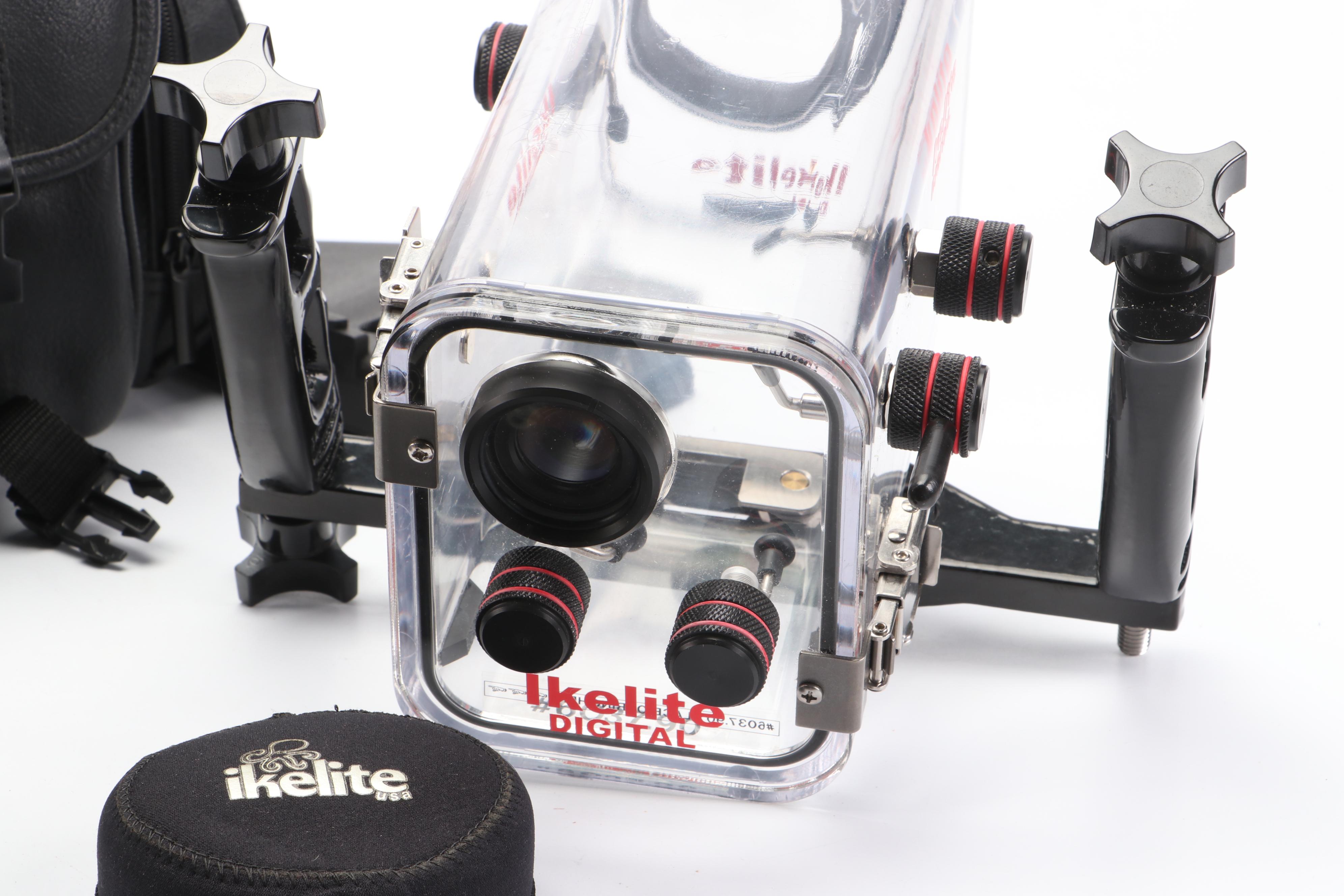 Sony DCR-TRV900 Digital Video Camera Recorder with Accessories and Camera Bag