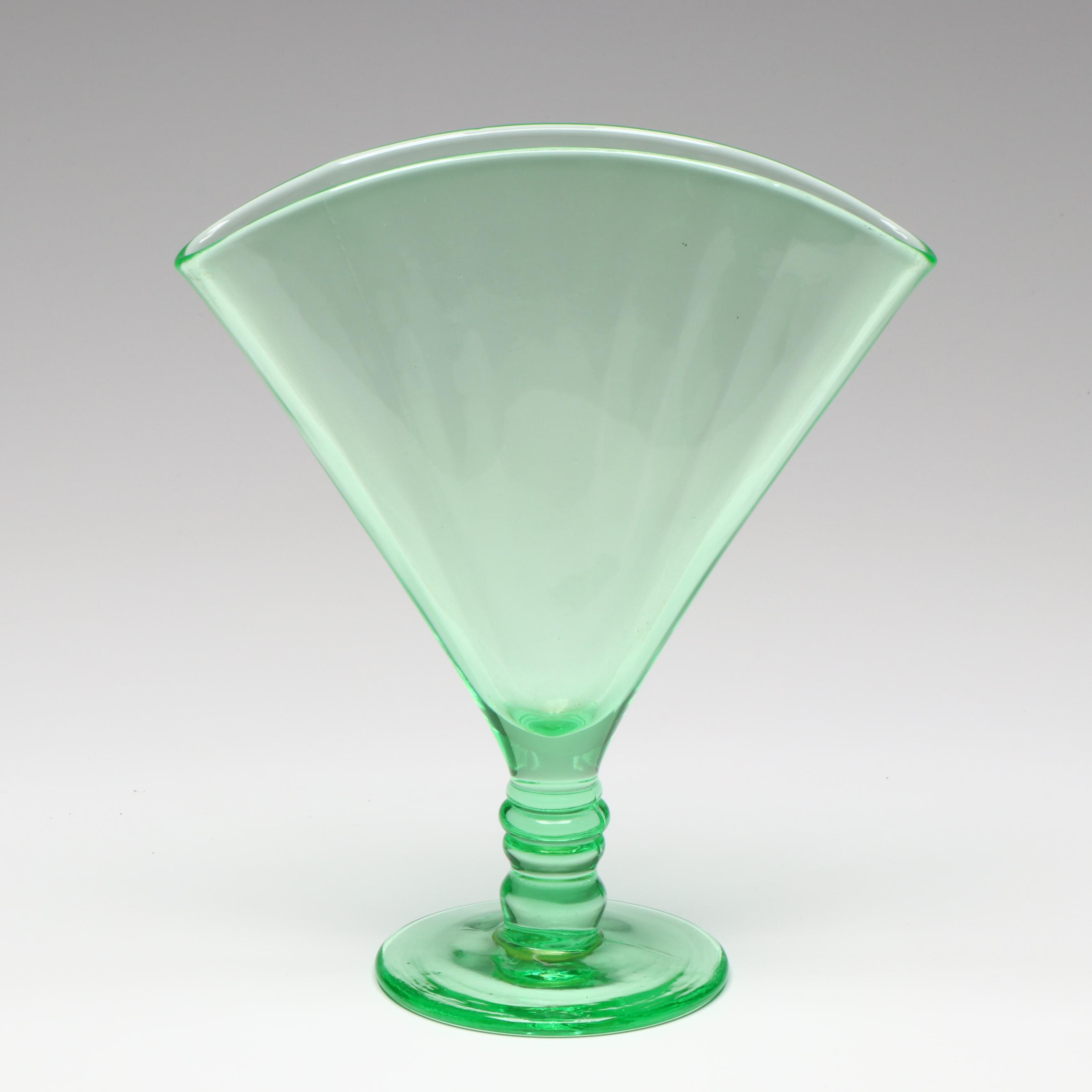 Art Deco Green Ribbed Uranium Glass Vase, Early to Mid-20th Century