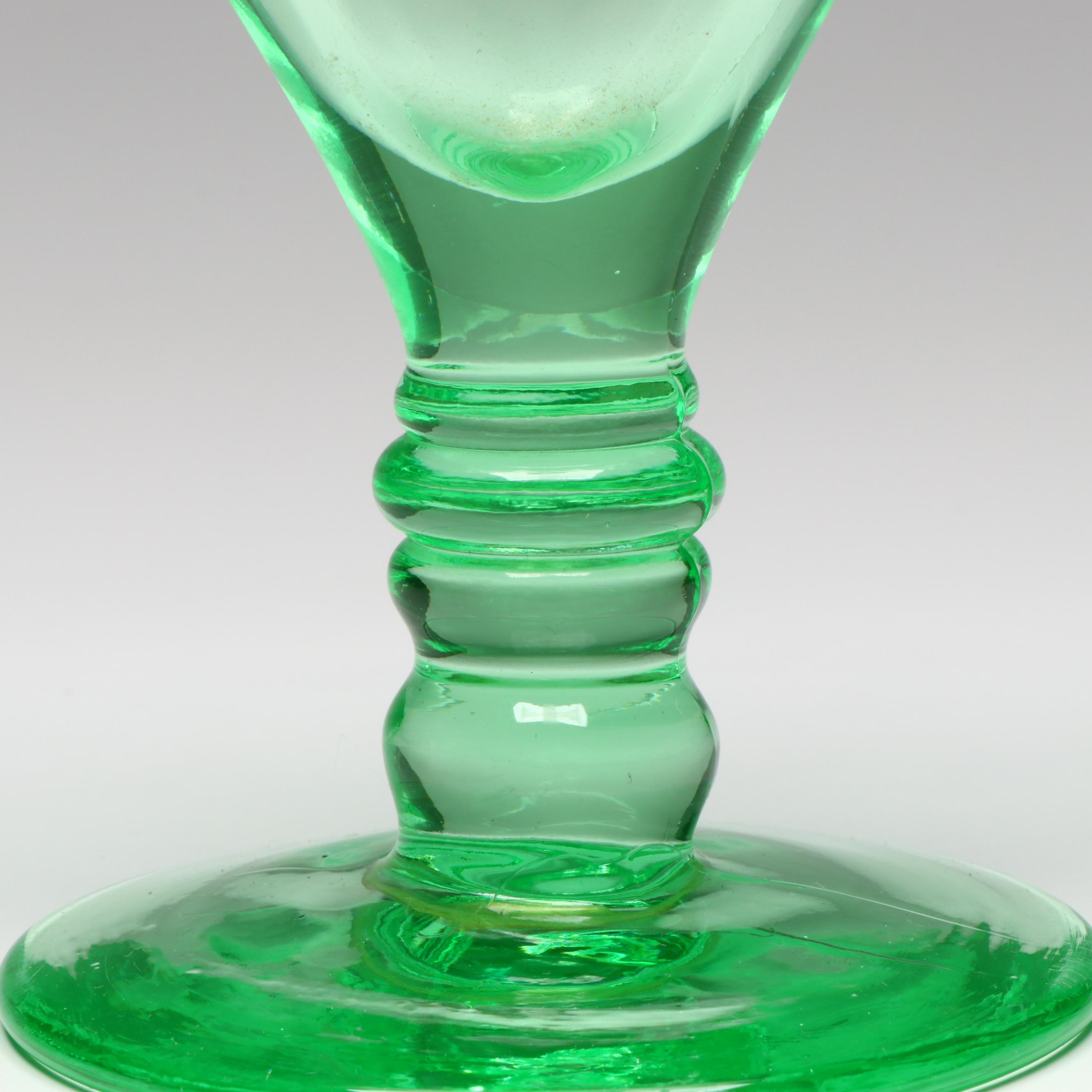 Art Deco Green Ribbed Uranium Glass Vase, Early to Mid-20th Century