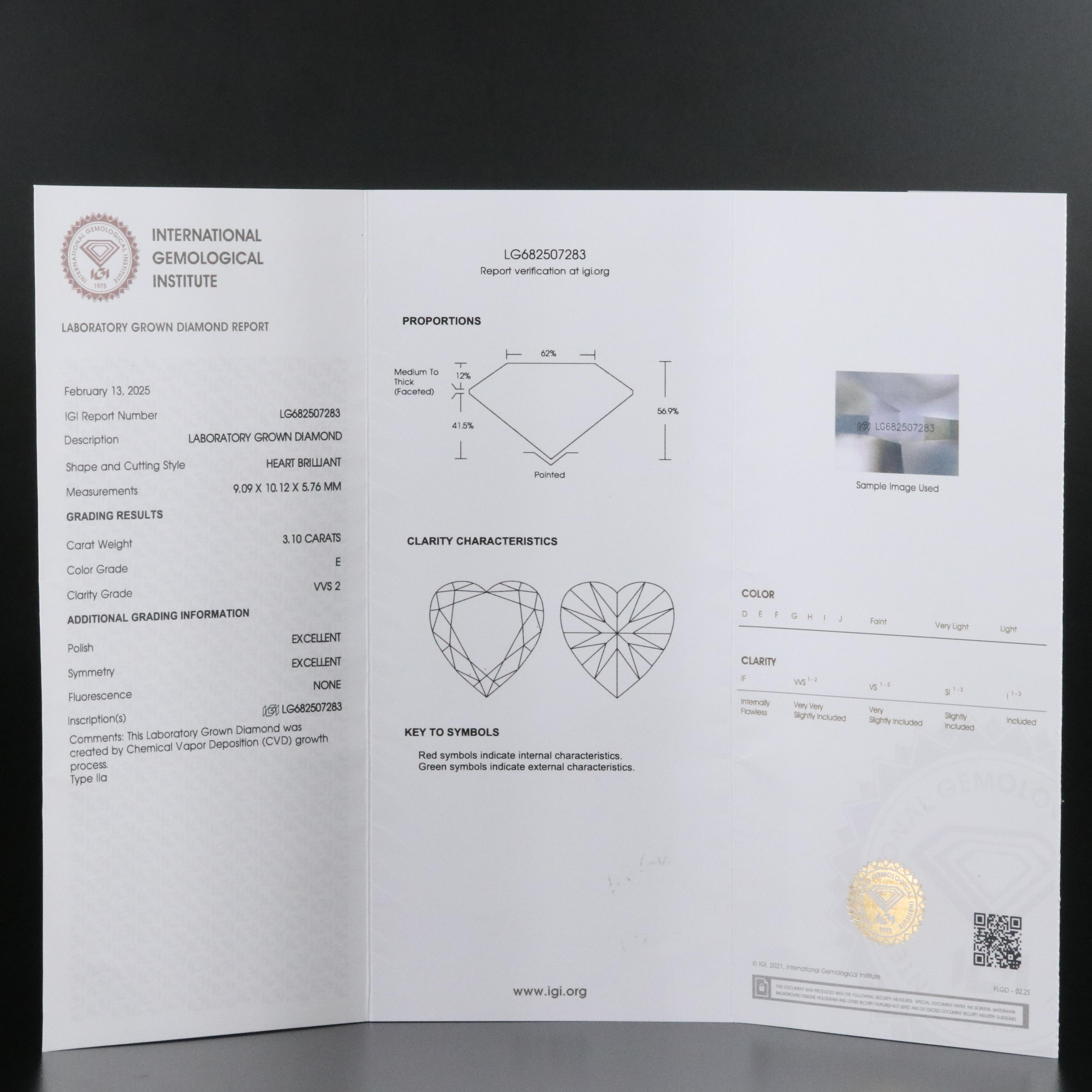 18K 3.10 CT Lab Grown Diamond Solitaire Heart Necklace with IGI Report