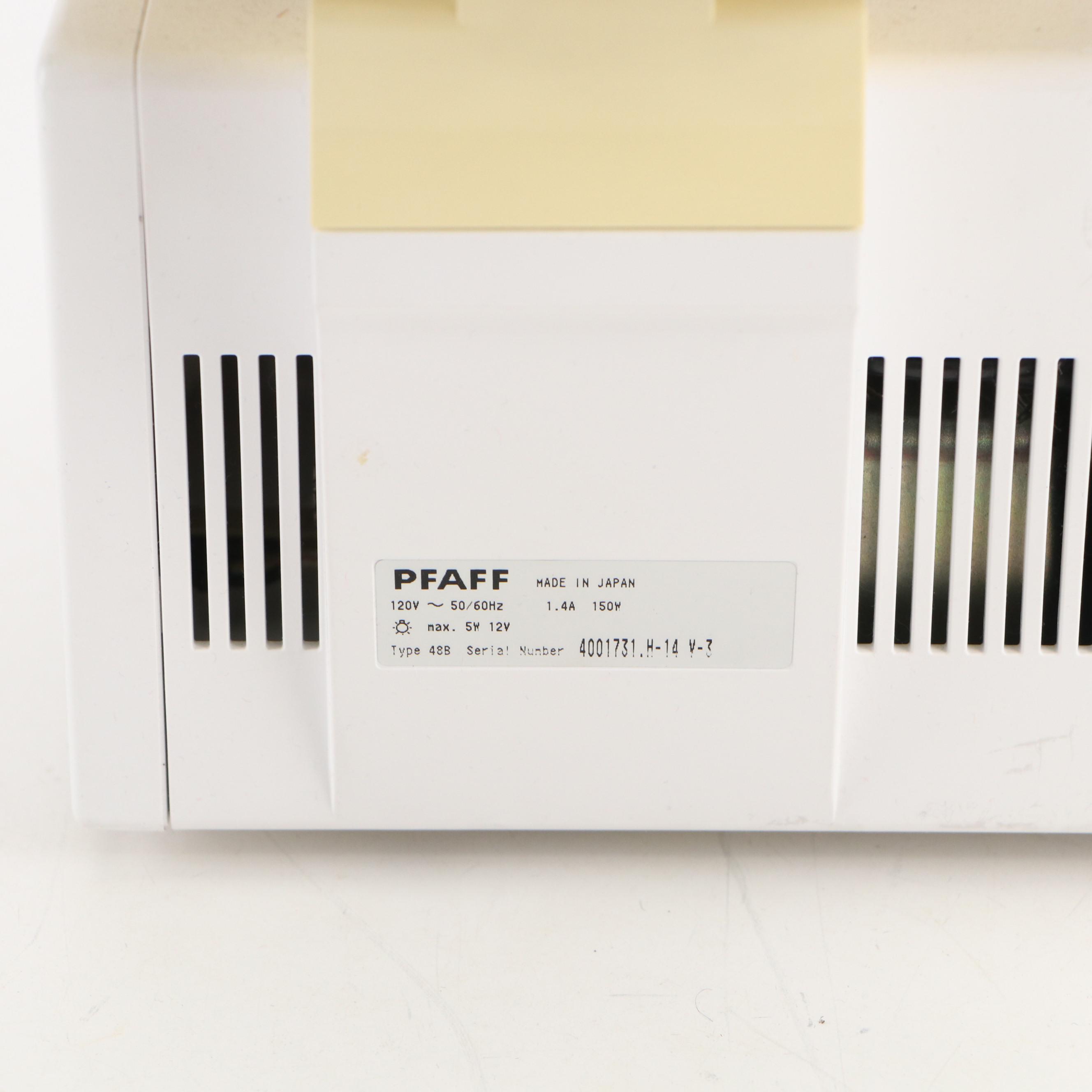 Pfaff Coverlock 4872 Sewing Machine with Thread