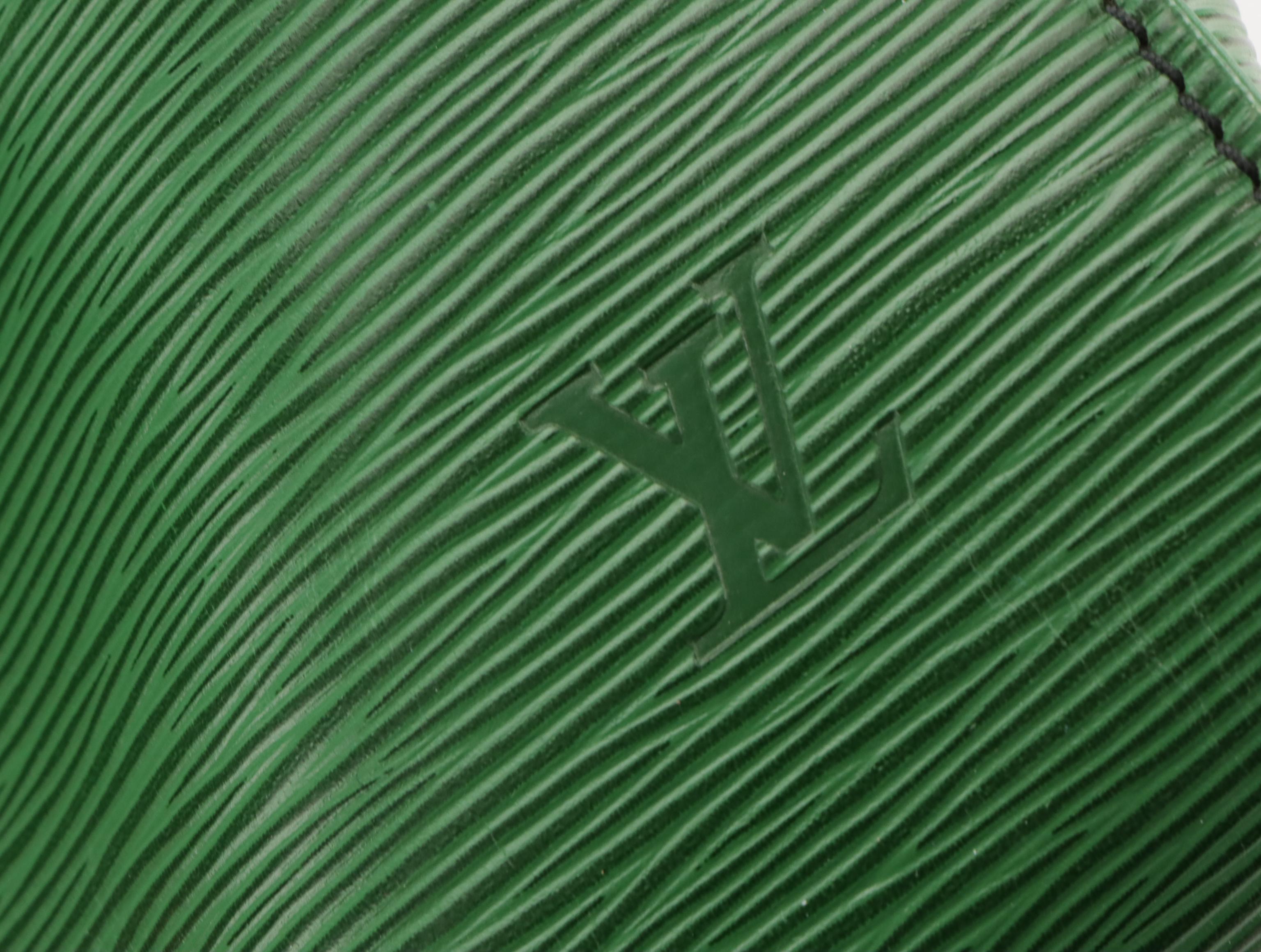 Louis Vuitton Keepall 50 in Borneo Green Epi/Smooth Leather