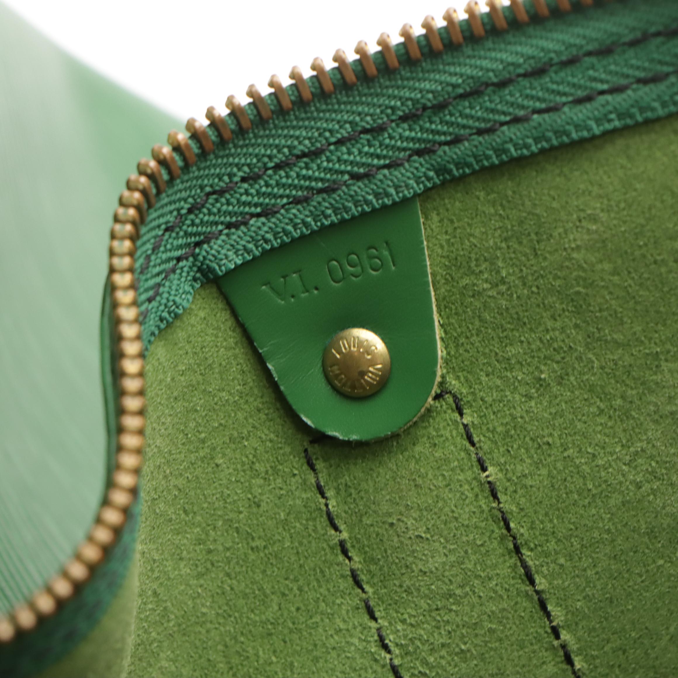 Louis Vuitton Keepall 50 in Borneo Green Epi/Smooth Leather