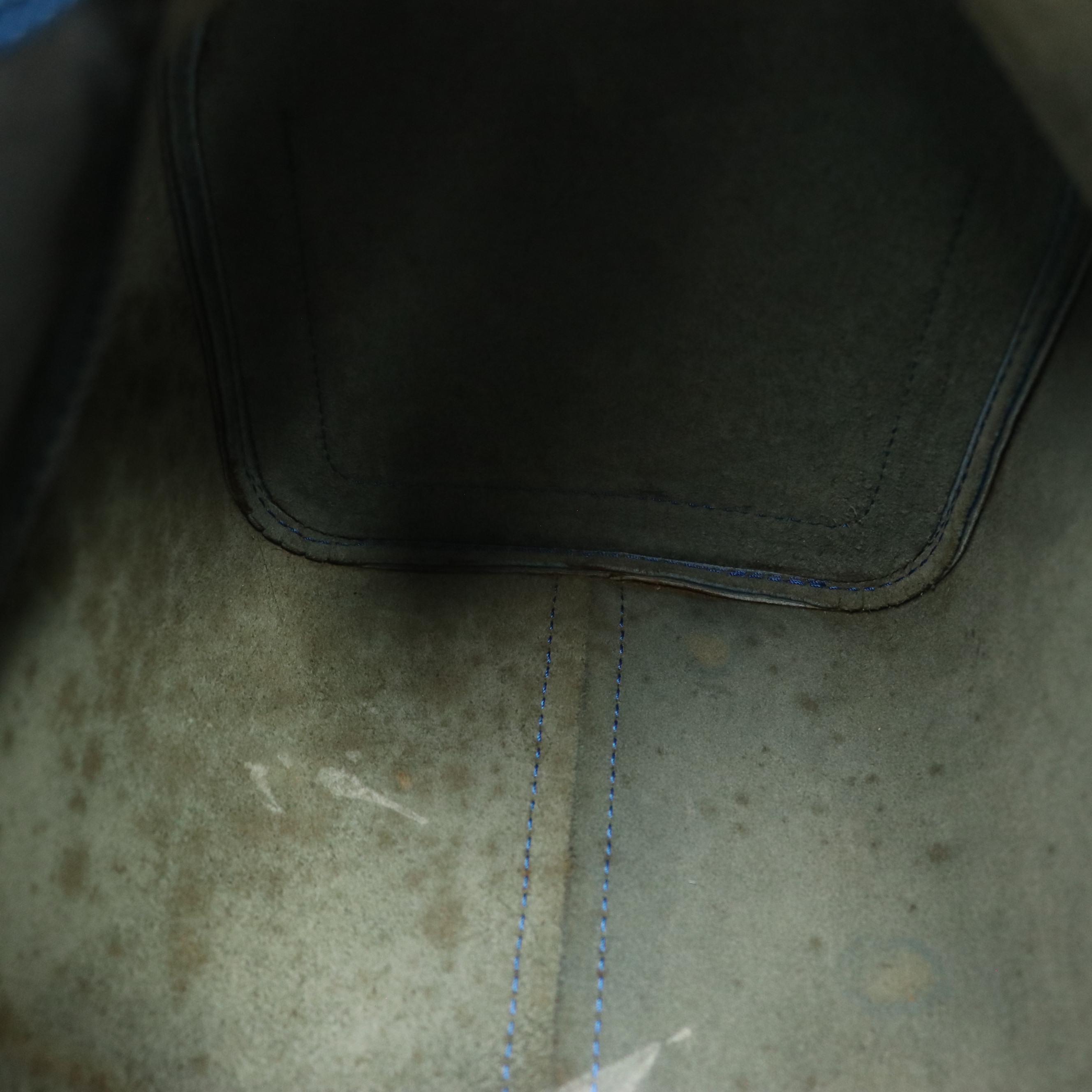 Louis Vuitton Speedy 30 in Toledo Blue Epi Leather