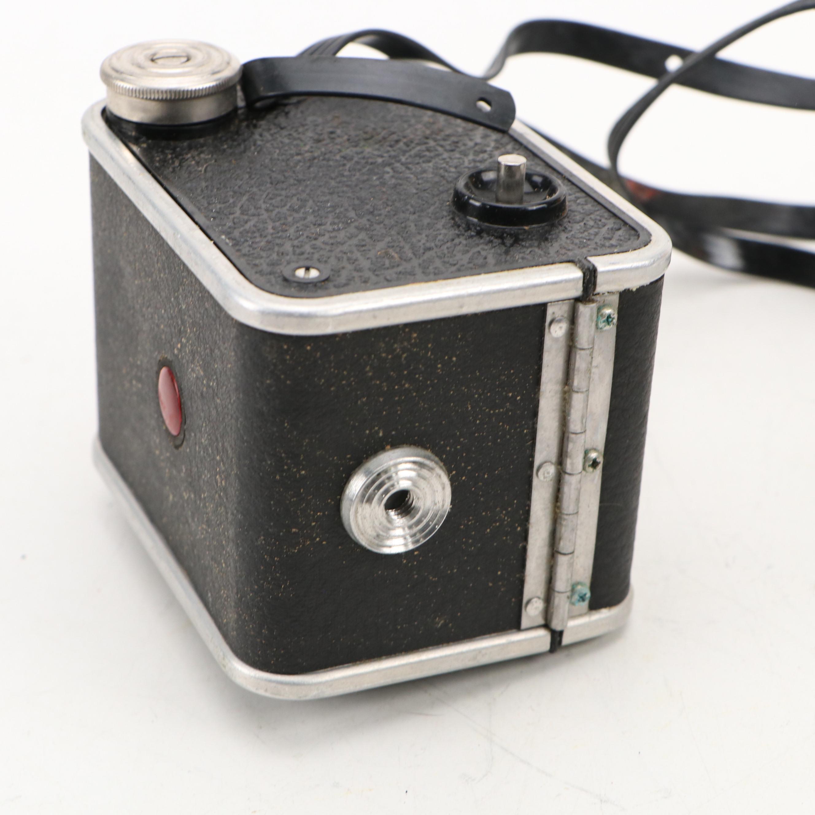 Kodak Duaflex II, Nikon Coolpix 950 with More Cameras and Accessories