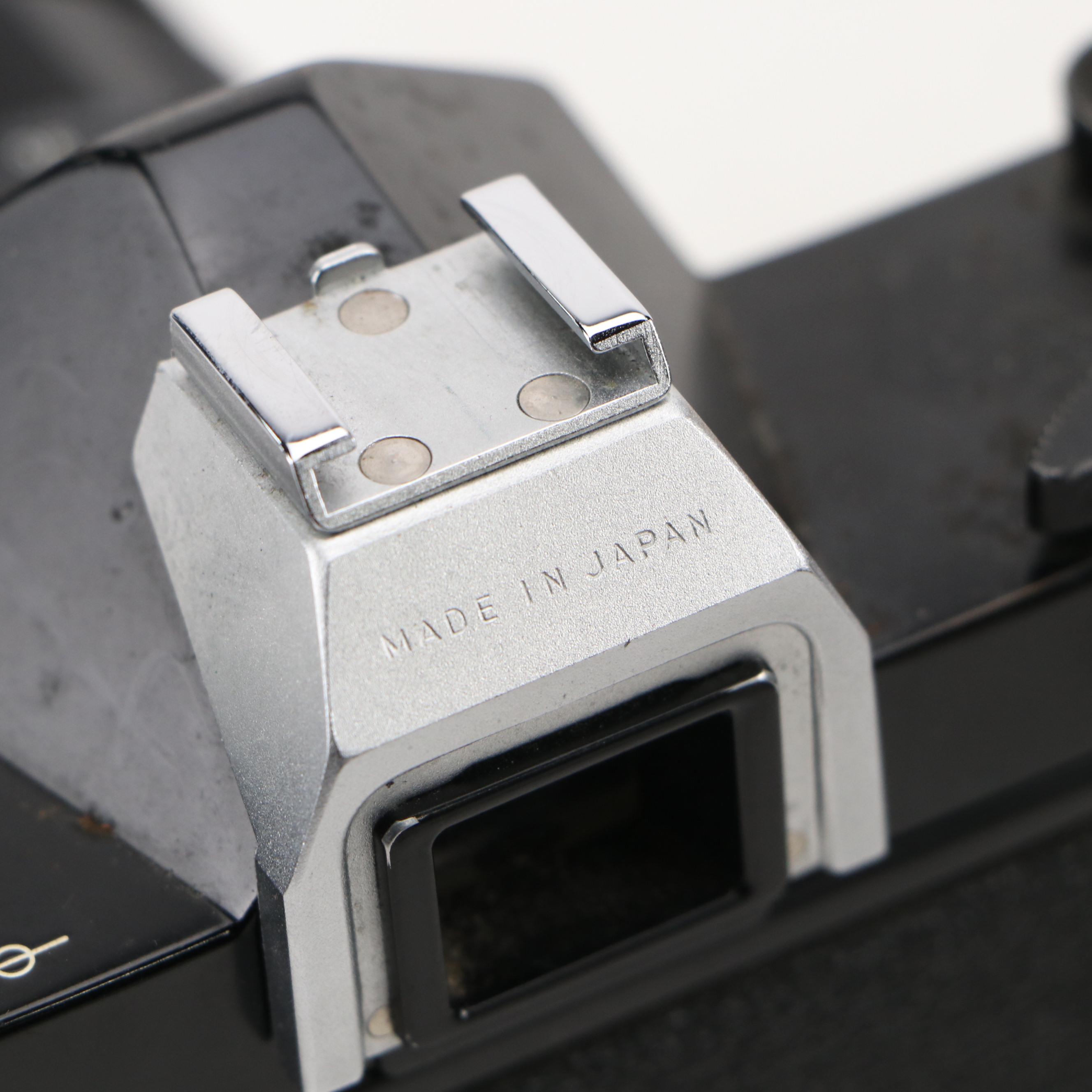 Kodak Duaflex II, Nikon Coolpix 950 with More Cameras and Accessories