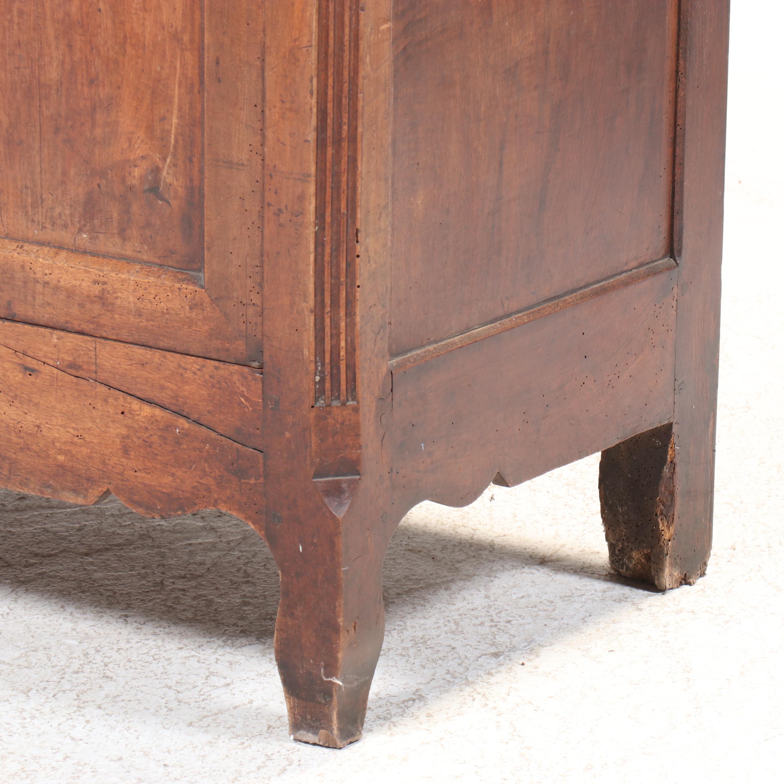 French Country Louis XV Walnut Enfilade Buffet, 18th/ 19th Century
