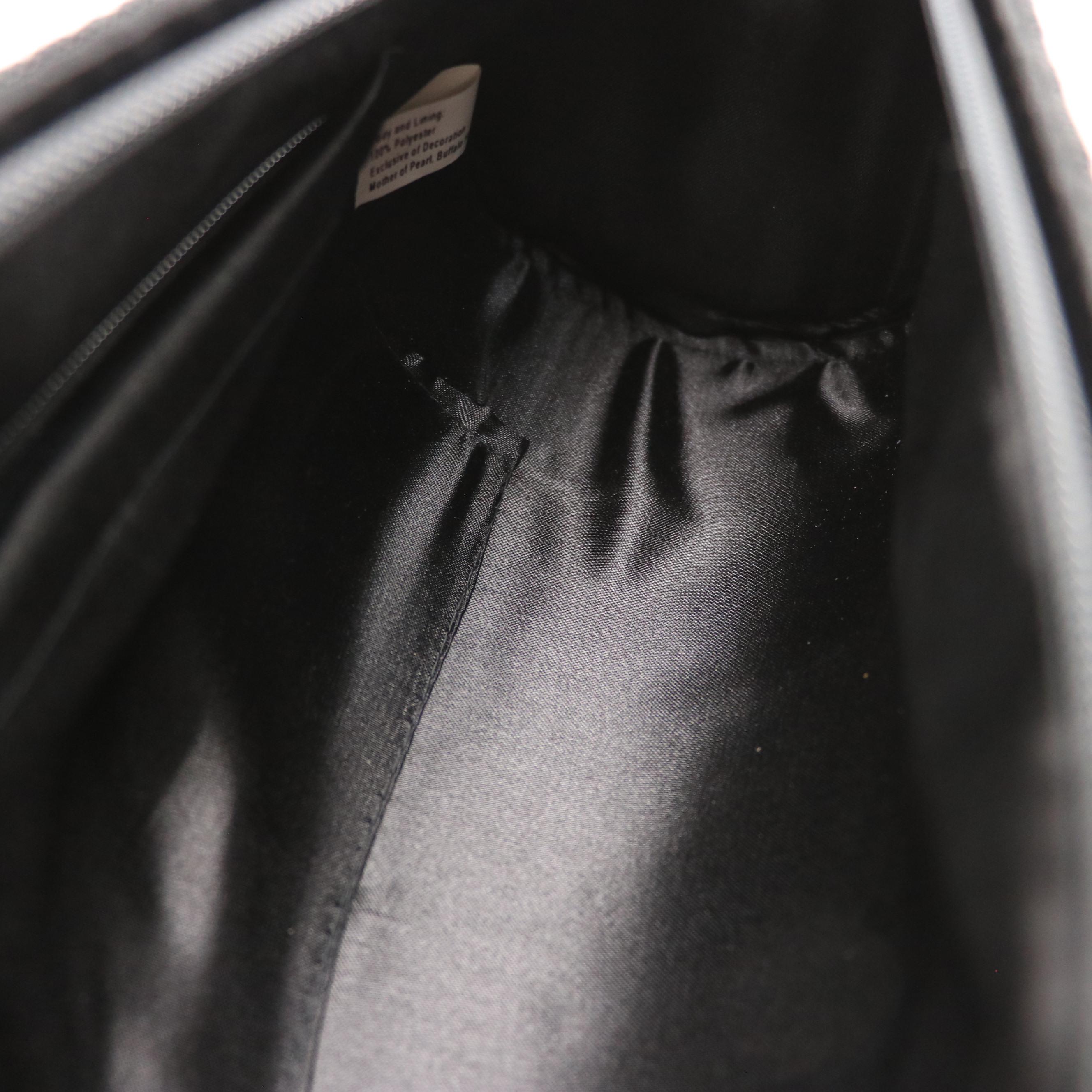 Vintage Mother of Pearl and Buffalo Horn Barrel Bag