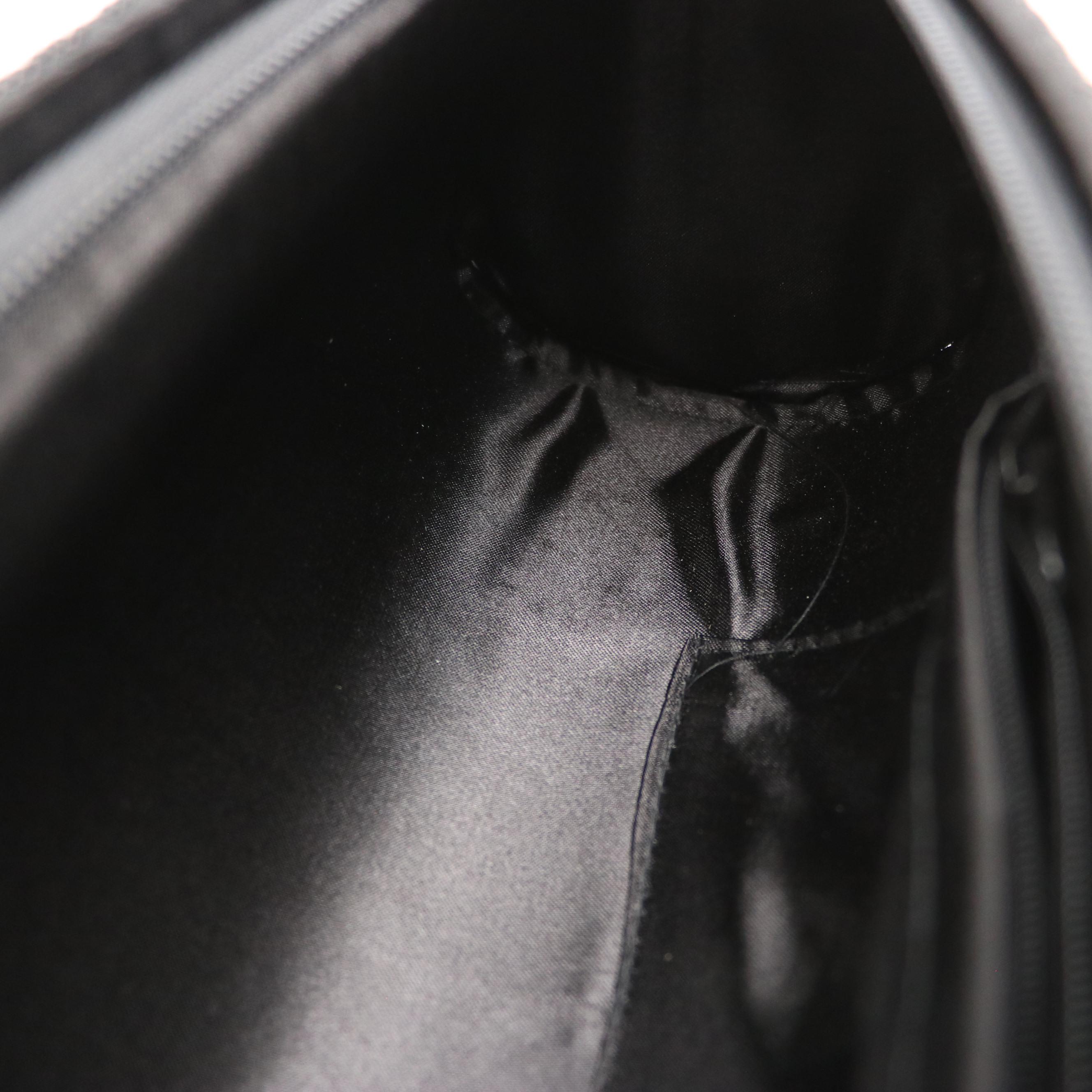 Vintage Mother of Pearl and Buffalo Horn Barrel Bag