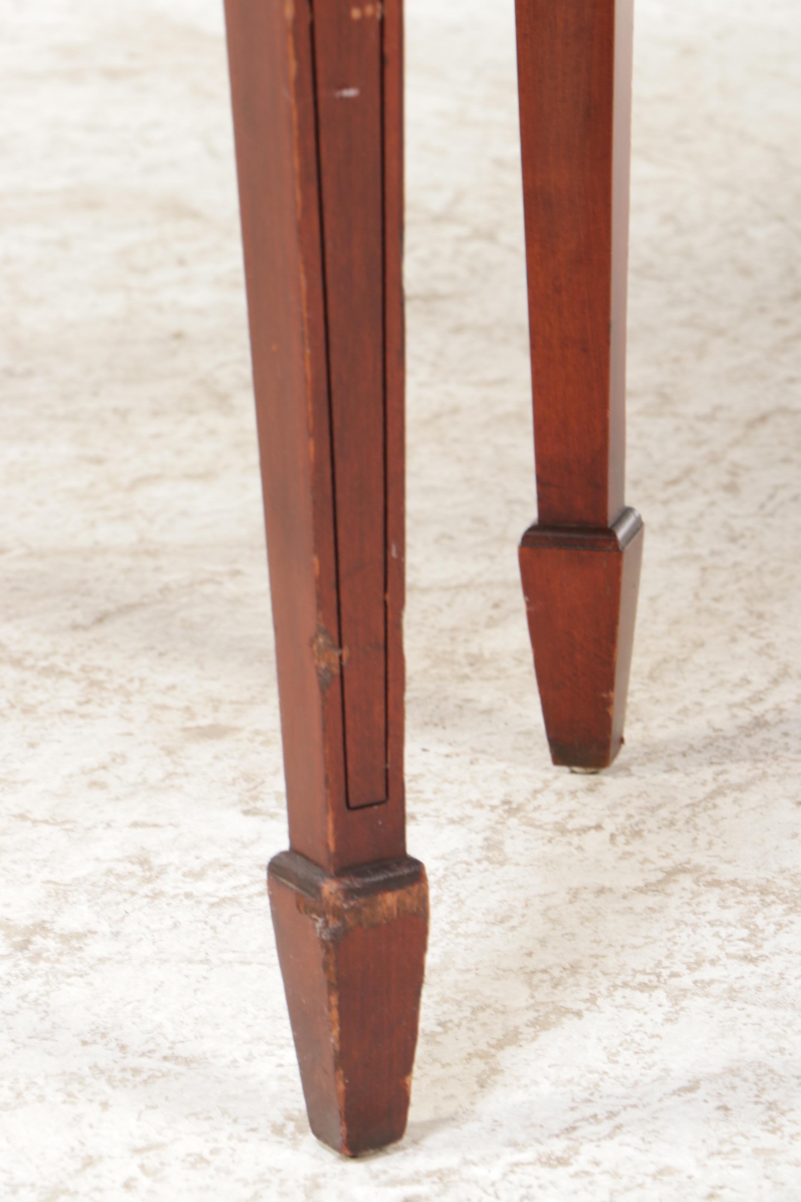 Sheraton Style Mahogany Flip Top Games Table, Early to Mid-20th Century