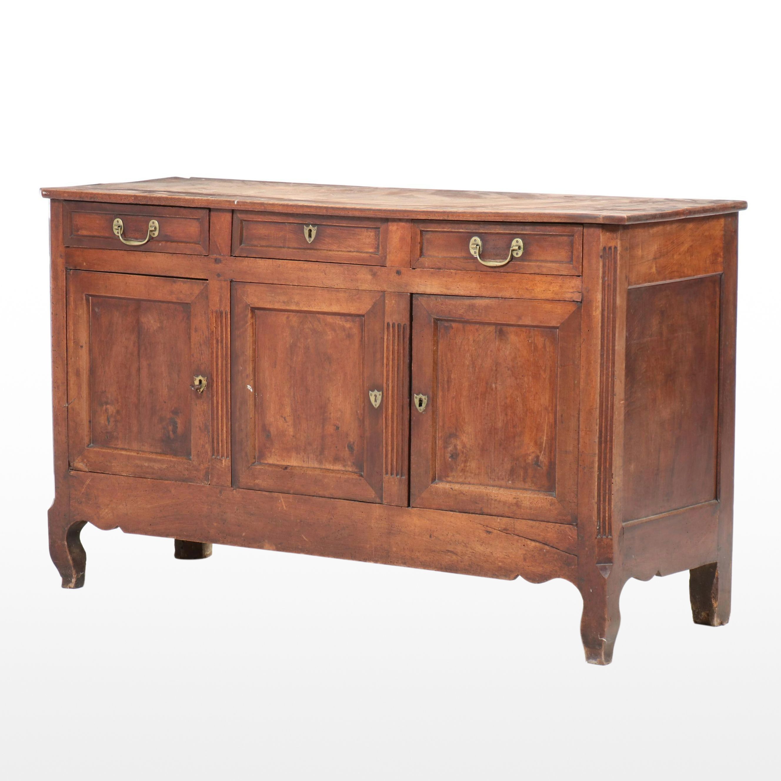 French Country Louis XV Walnut Enfilade Buffet, 18th/ 19th Century