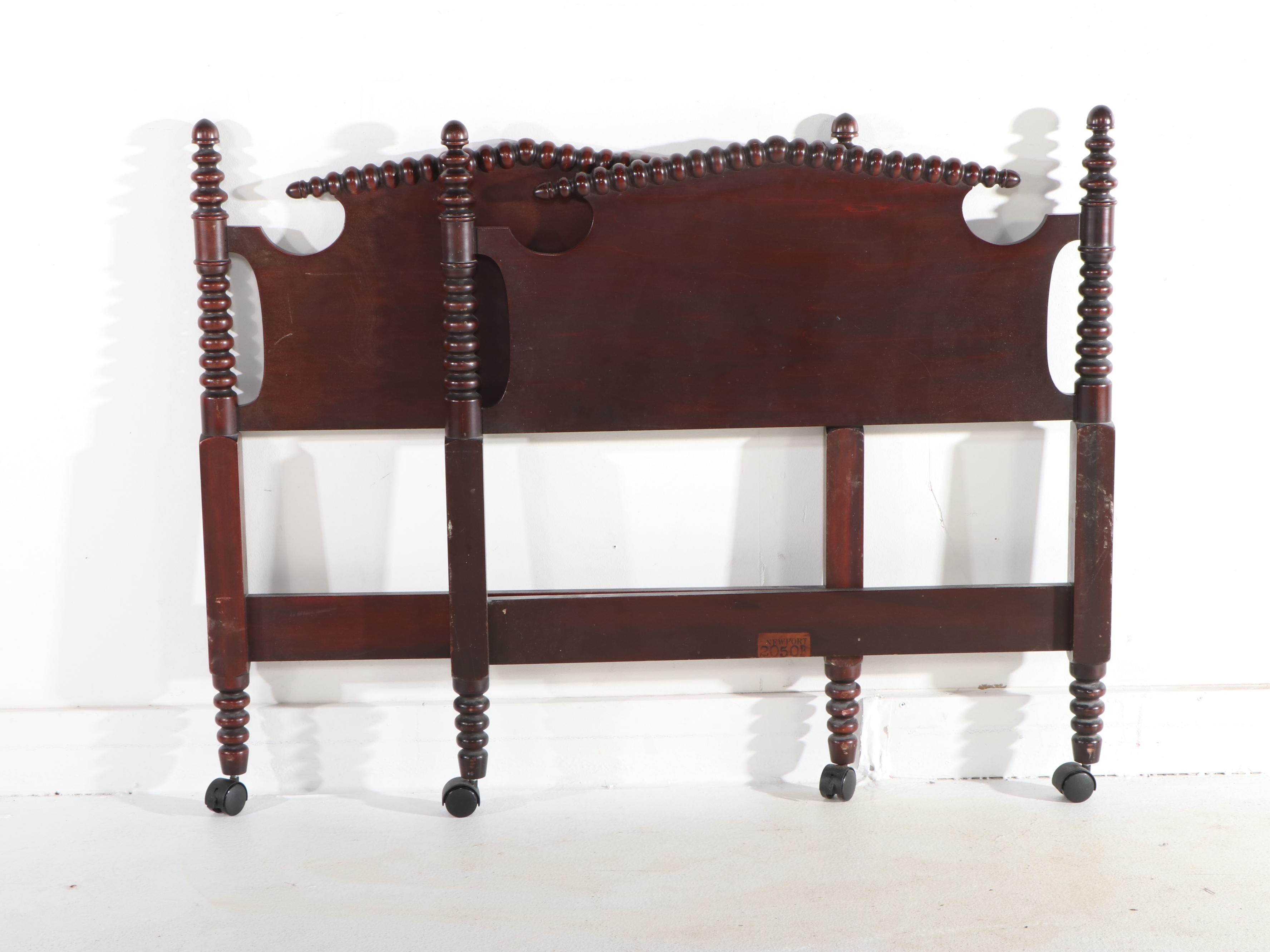 Pair of Jenny Lind Mahogany Finish Spool-Turned Twin Beds
