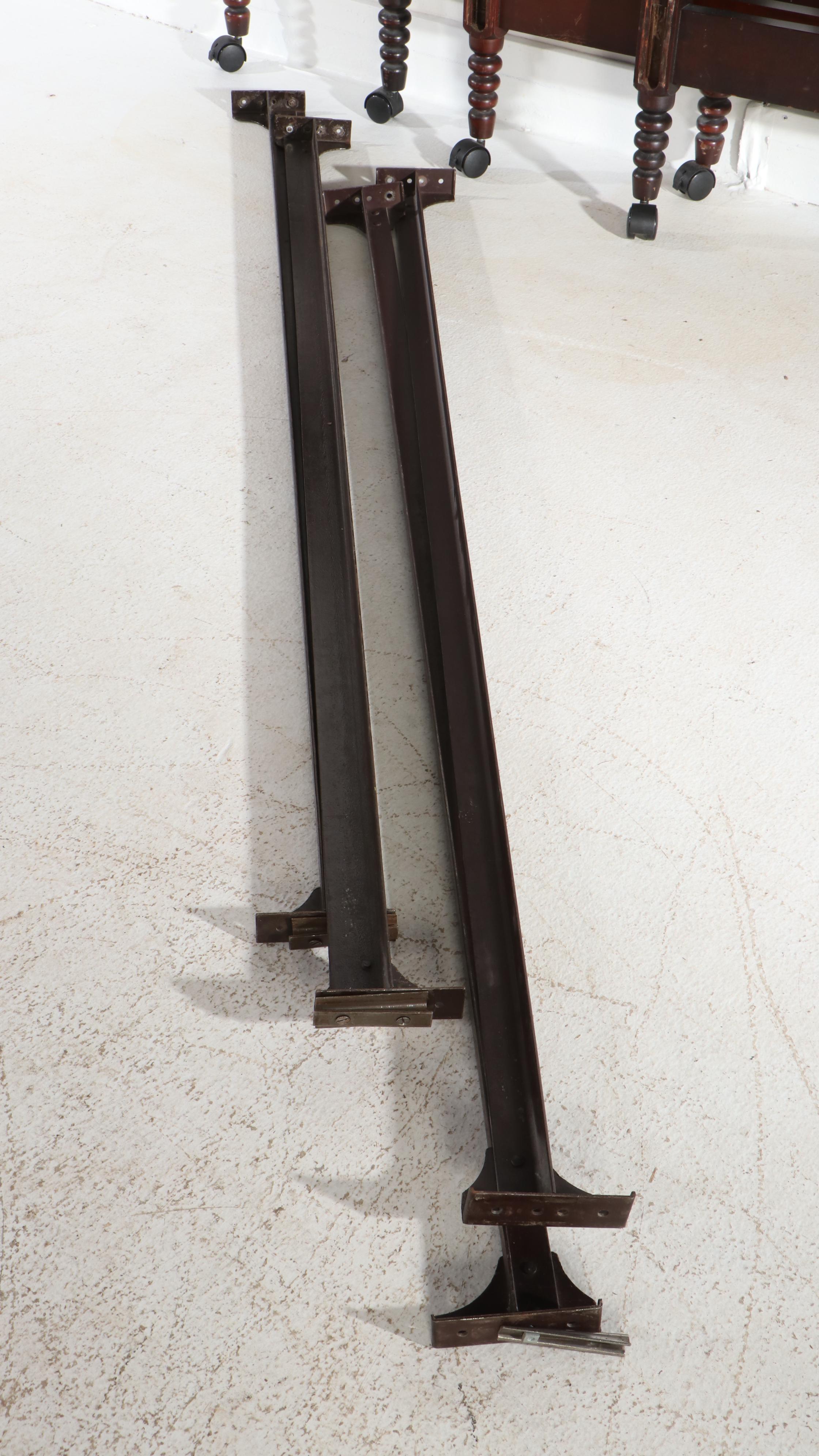 Pair of Jenny Lind Mahogany Finish Spool-Turned Twin Beds