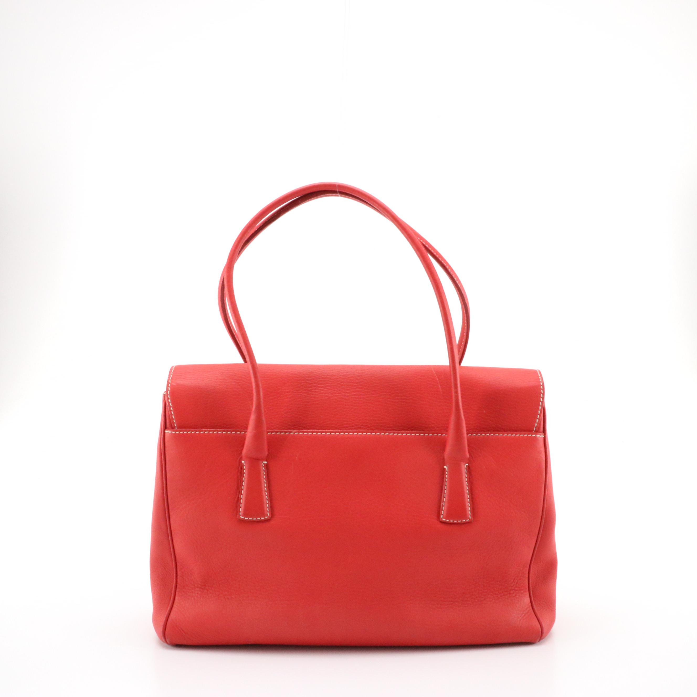 Salvatore Ferragamo Shoulder Bag in Geranium Leather