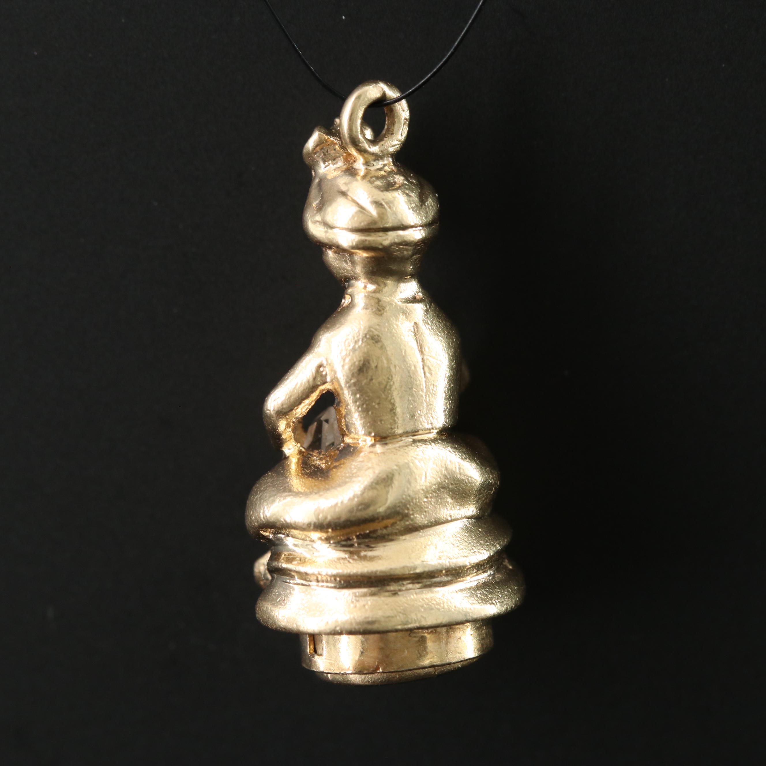14K Figural Pendant
