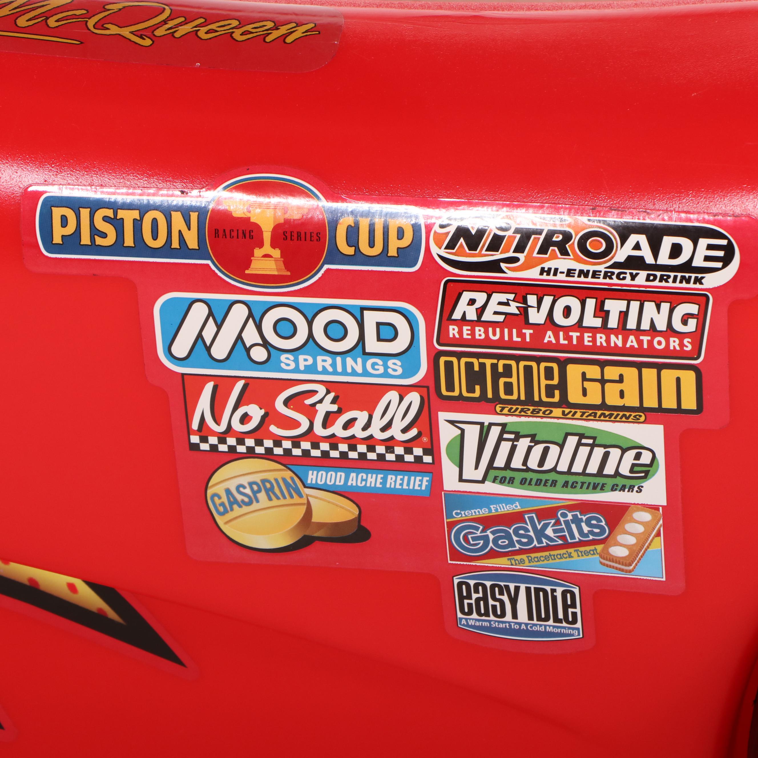 Little Tikes Rust-eze "Lightning McQueen" Plastic Race Car Twin Bed