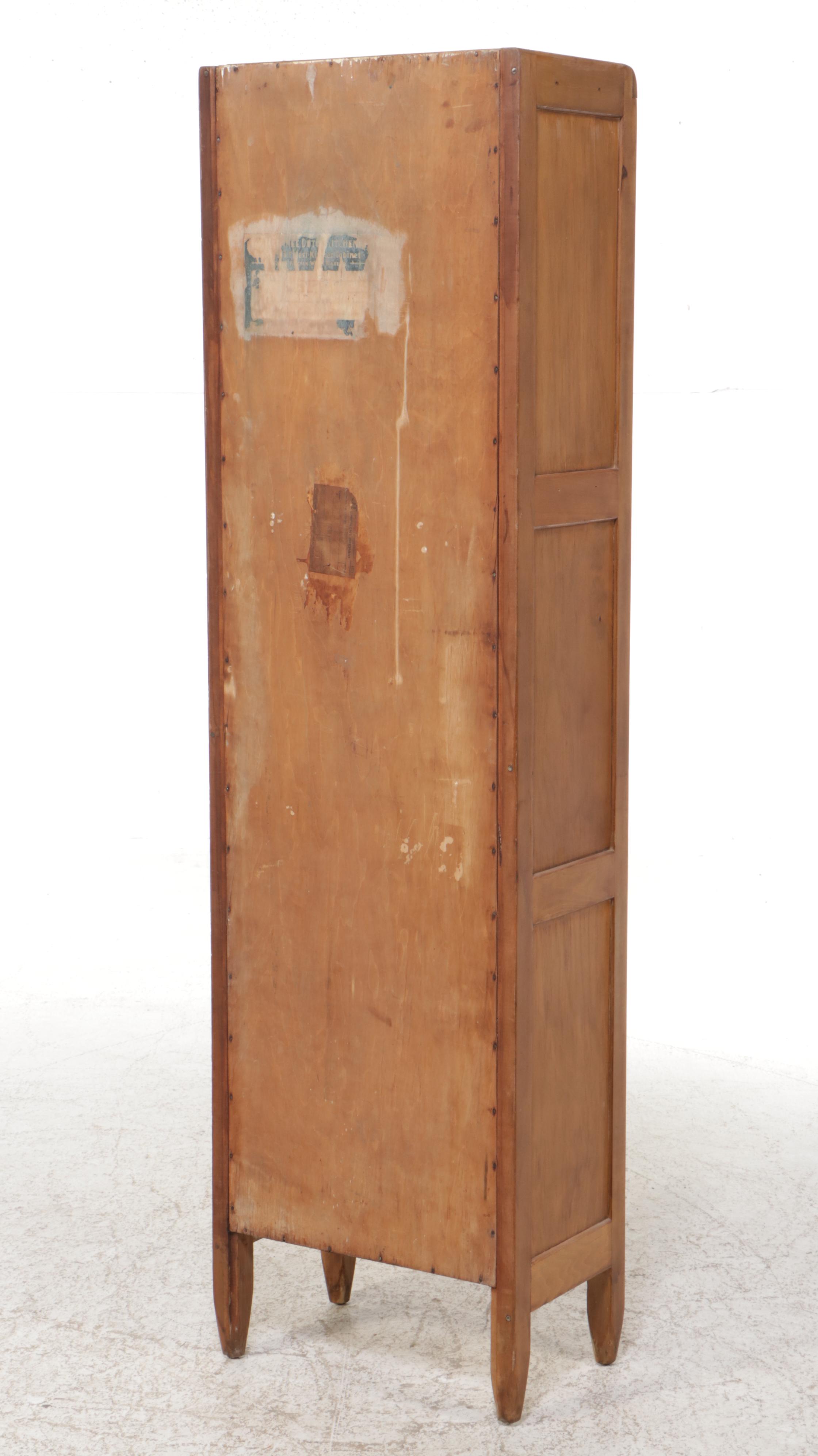 Napanee Dutch Oak Kitchen Cabinet, Early 20th Century