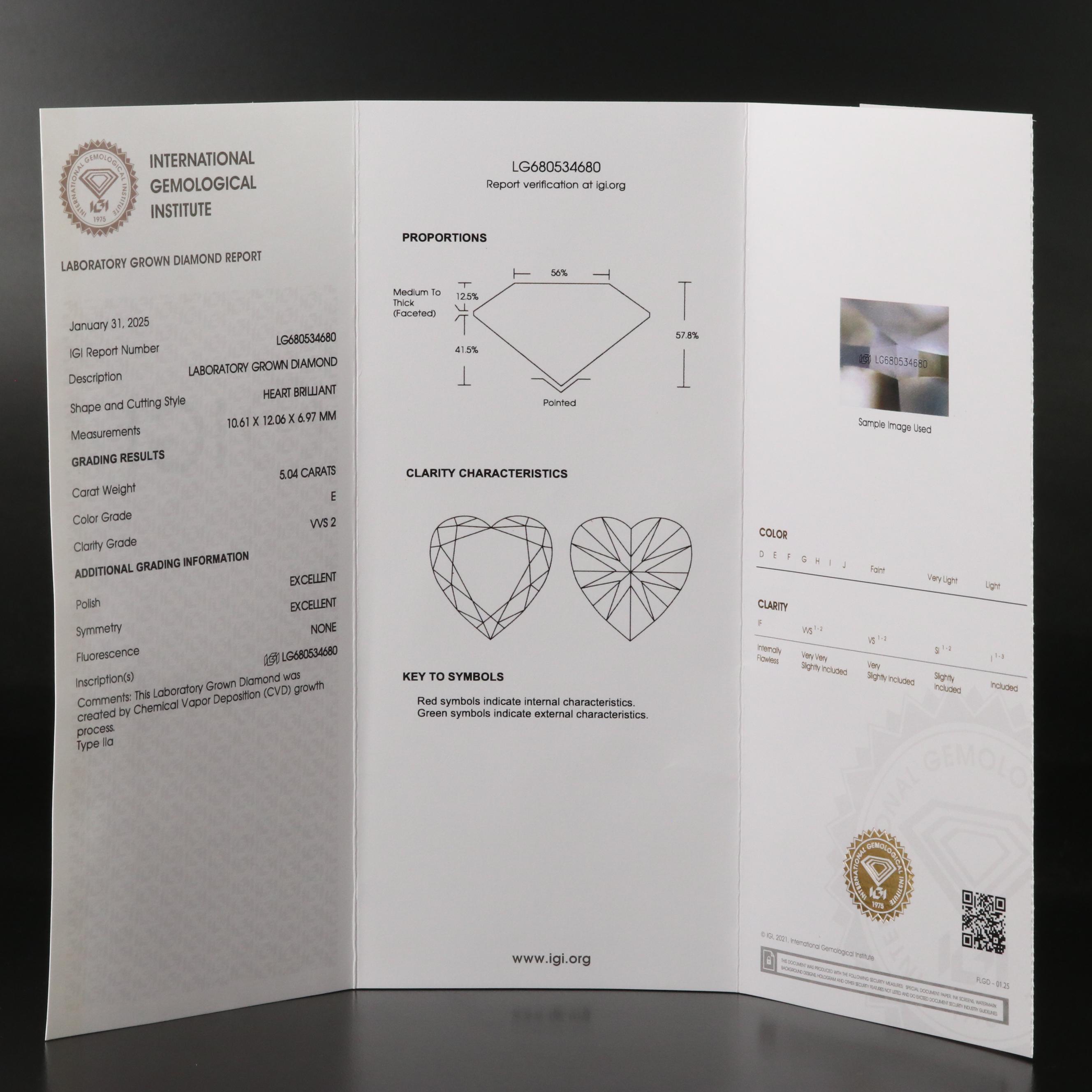 18K 5.04 CT Lab Grown Diamond Solitaire Heart Necklace with IGI Report