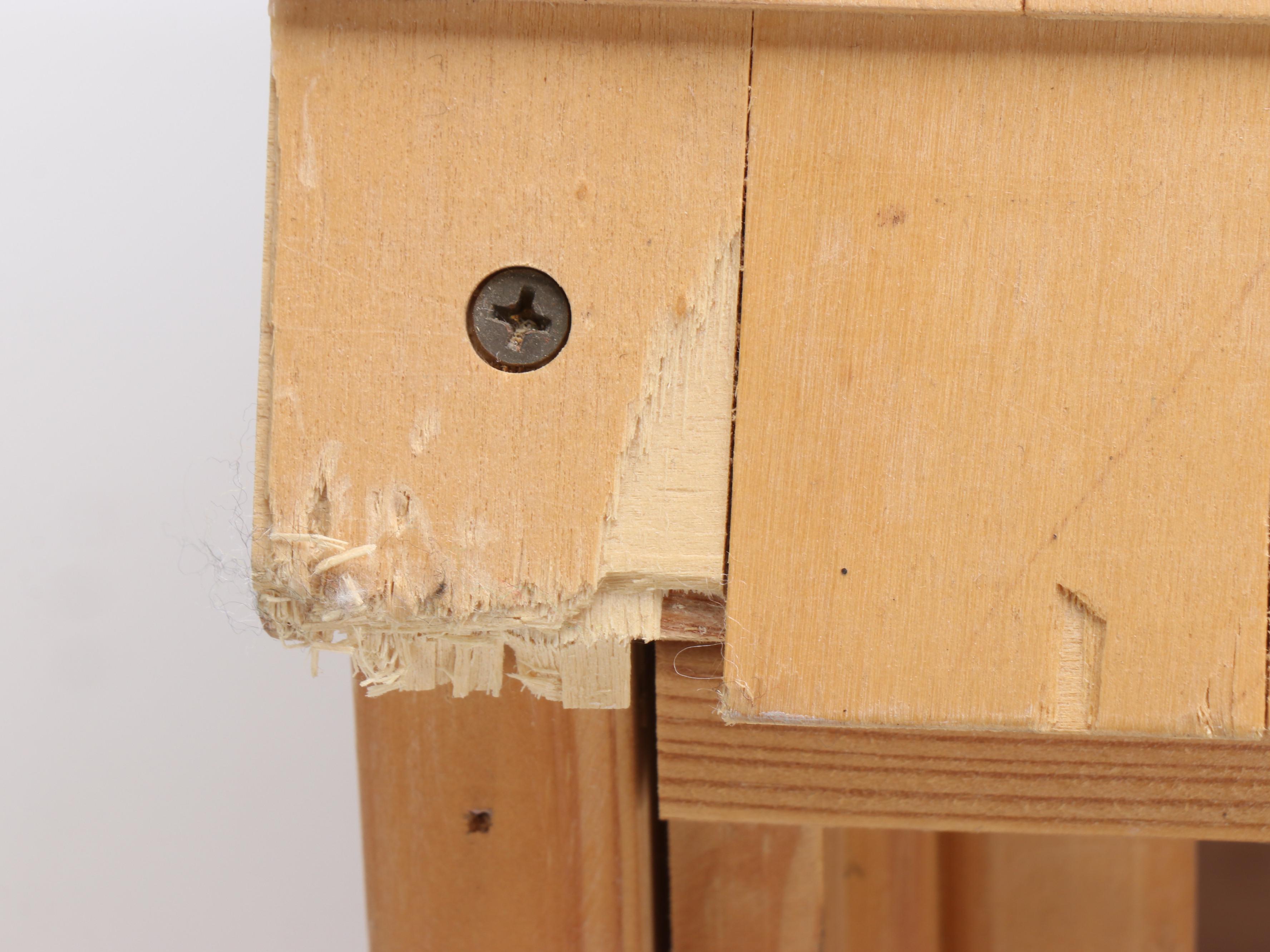 Breyer Wood Horse Barn and Accessories