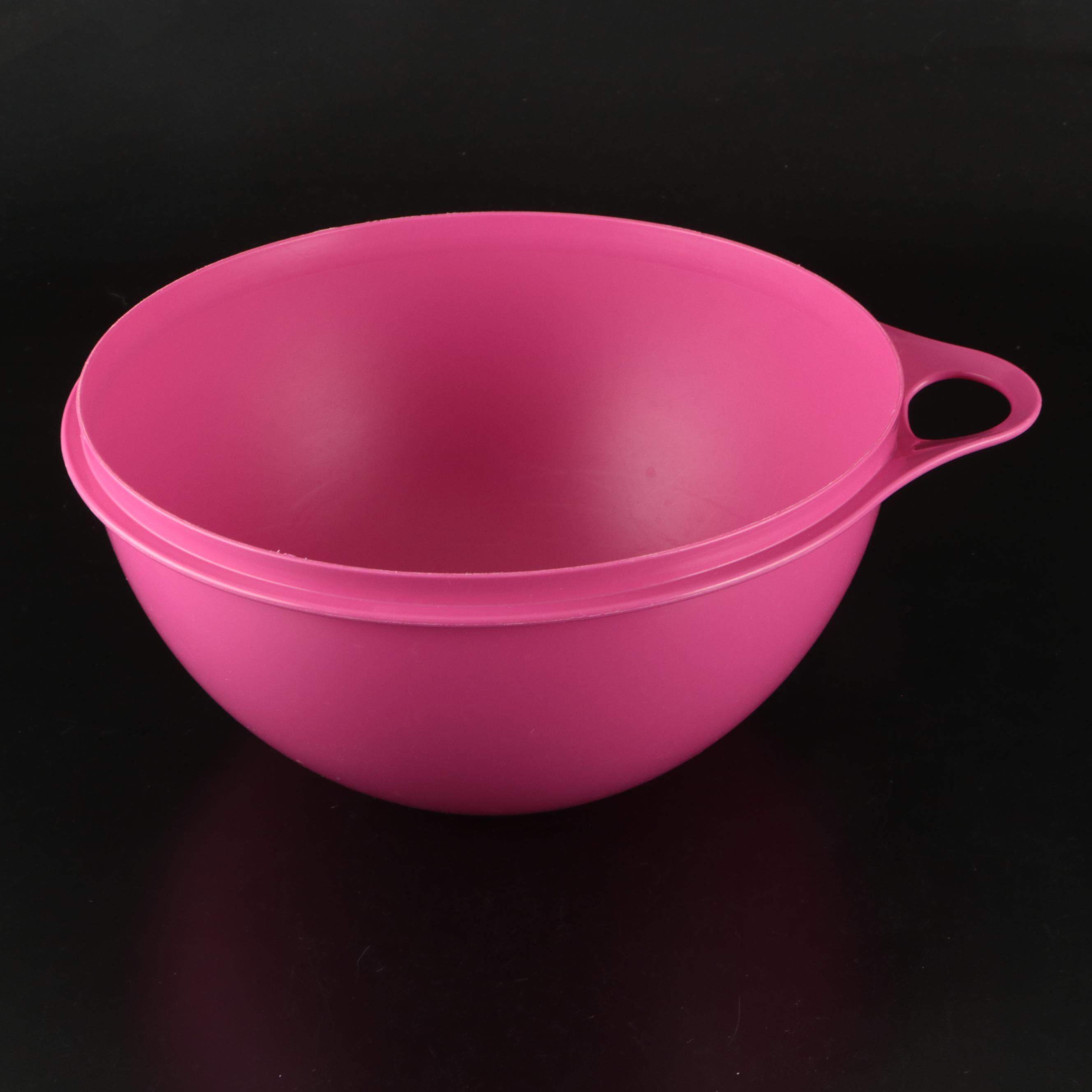 Rubbermaid with Tupperware Plastic Food Storage and Serving Containers