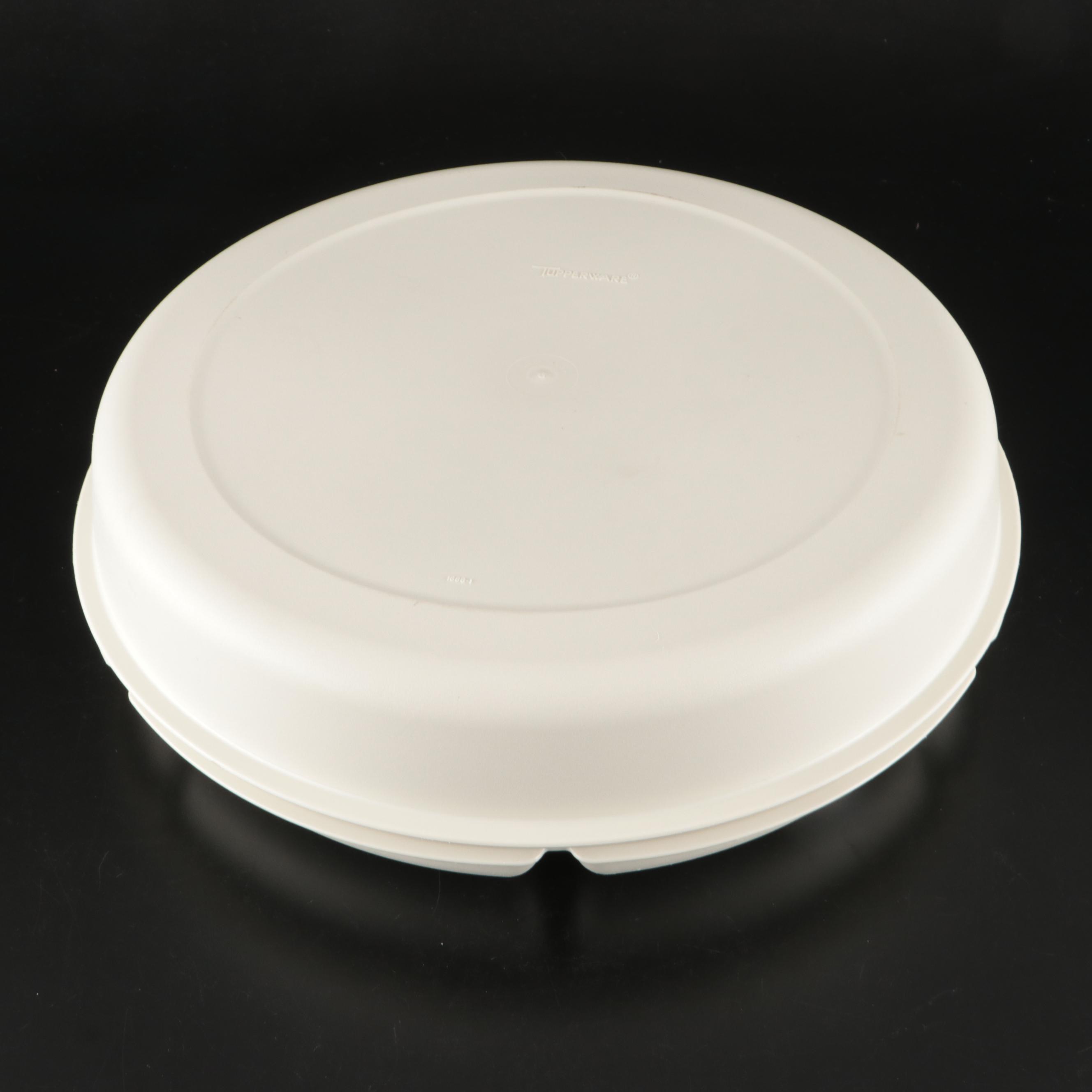 Rubbermaid with Tupperware Plastic Food Storage and Serving Containers