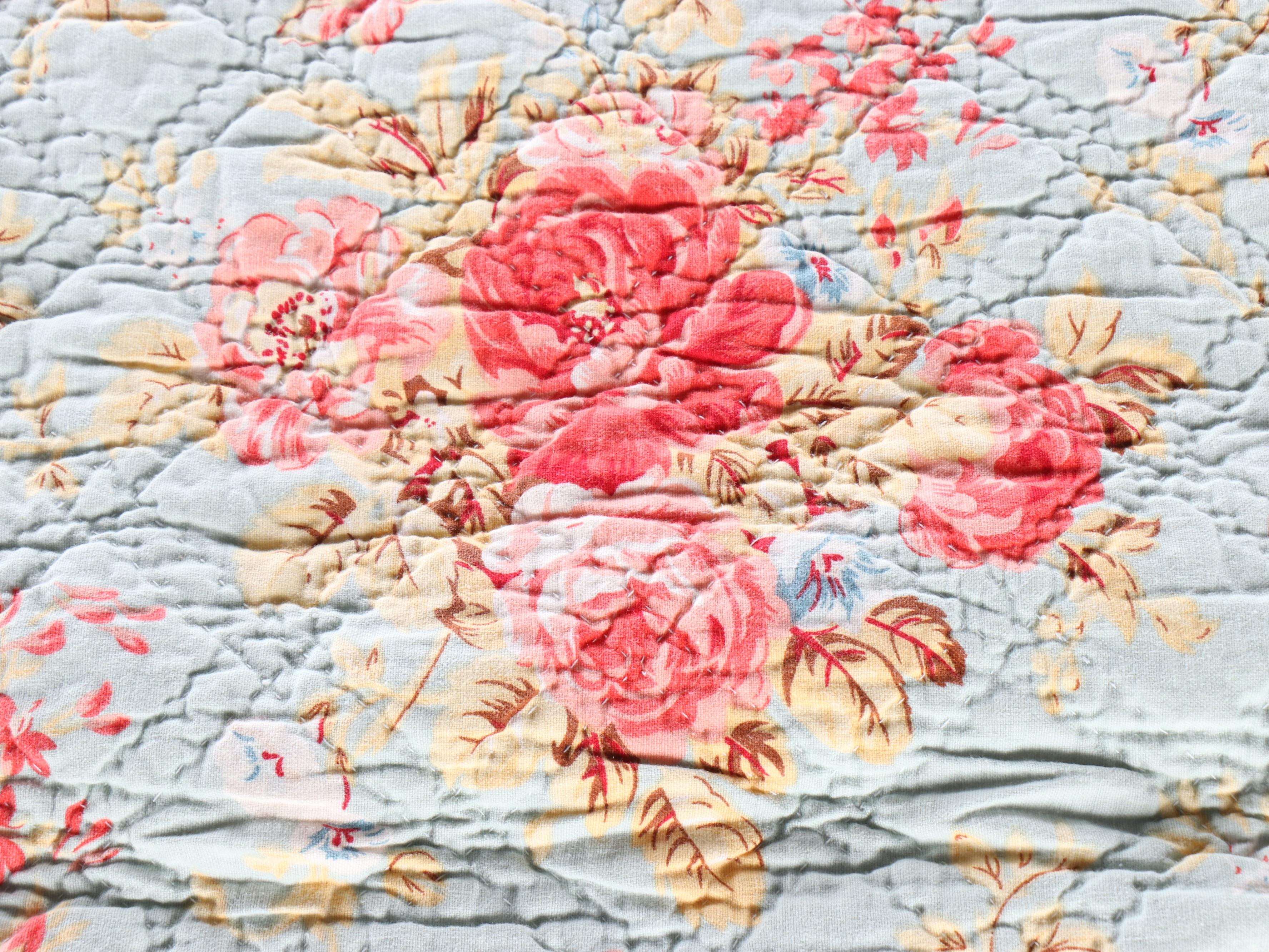 Pottery Barn Cotton Quilt and Shams, Bolster Cover with King Size Bed Skirt